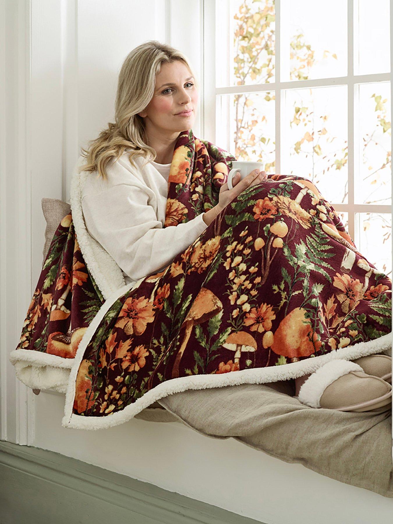 undefined Heated Sherpa Throw - Mushrooms 140x180cm