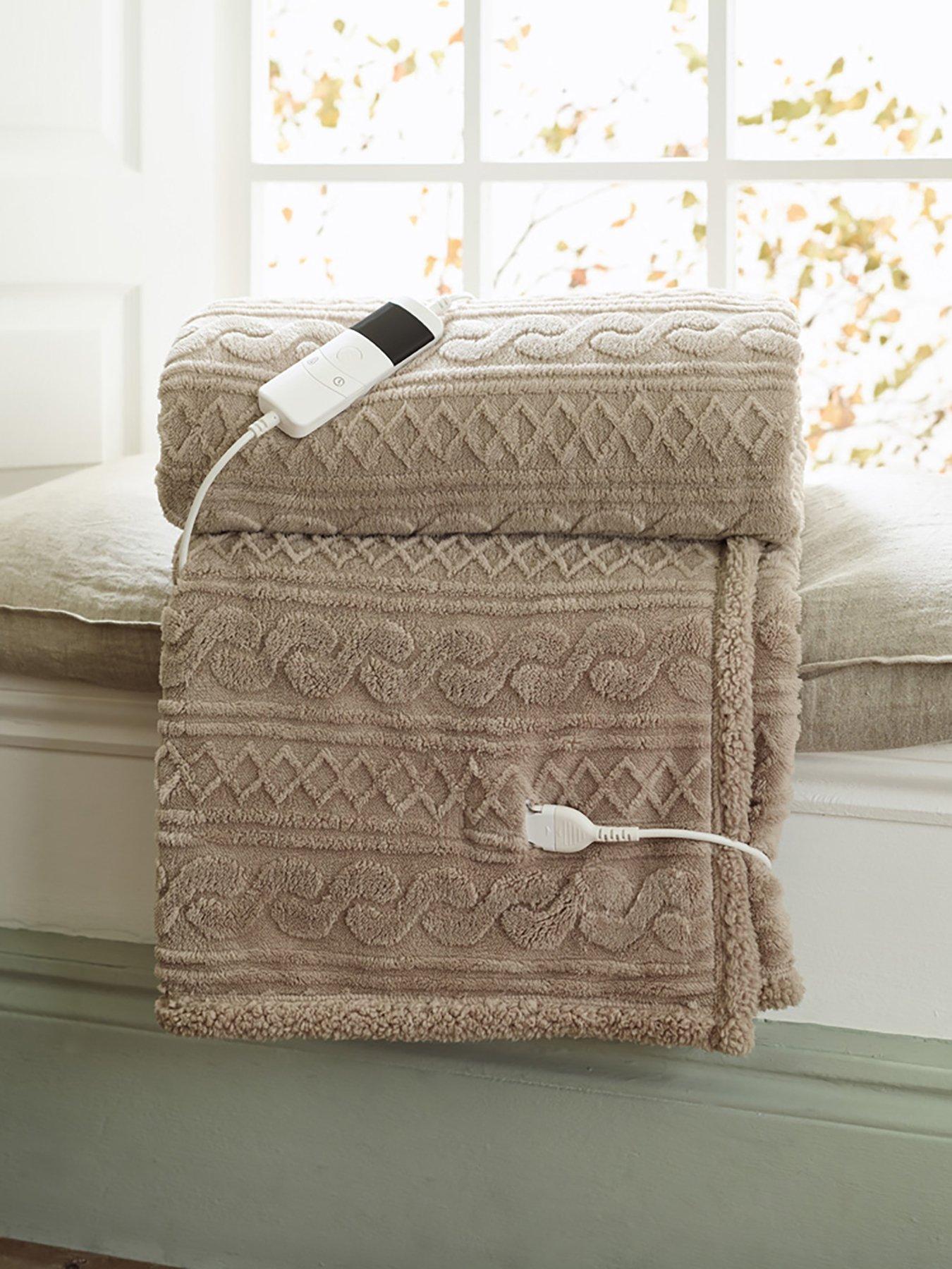 undefined Heated Throw - Cable Sherpa 140x180cm