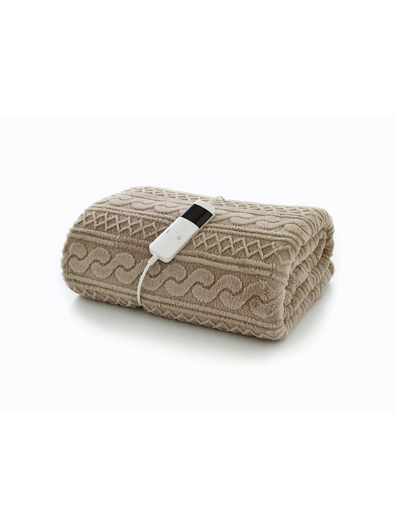 Image 3 of 3 of Deyongs Heated Throw - Cable Sherpa 140x180cm