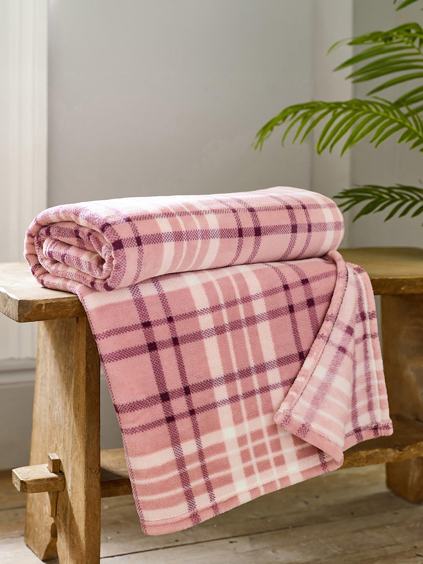 undefined Snuggle Touch Check Throw 140x180cm
