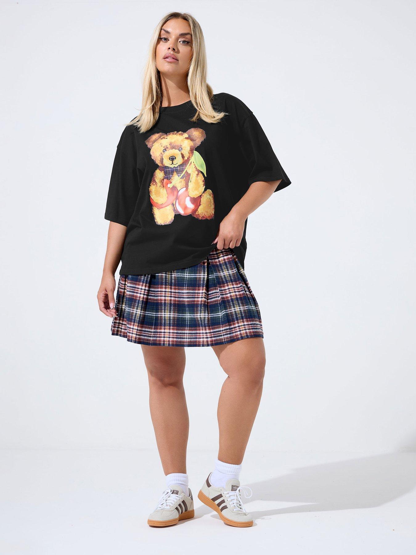 Image 3 of 5 of Yours Curve Teddy Tartan T-Shirt - Black