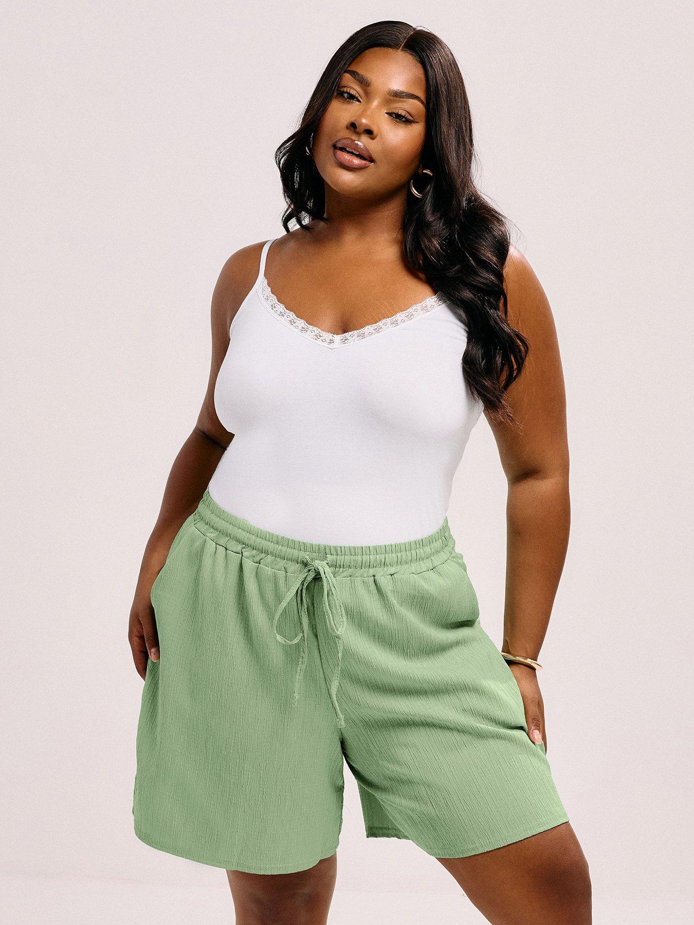 undefined Curve Crinkle Short - Green