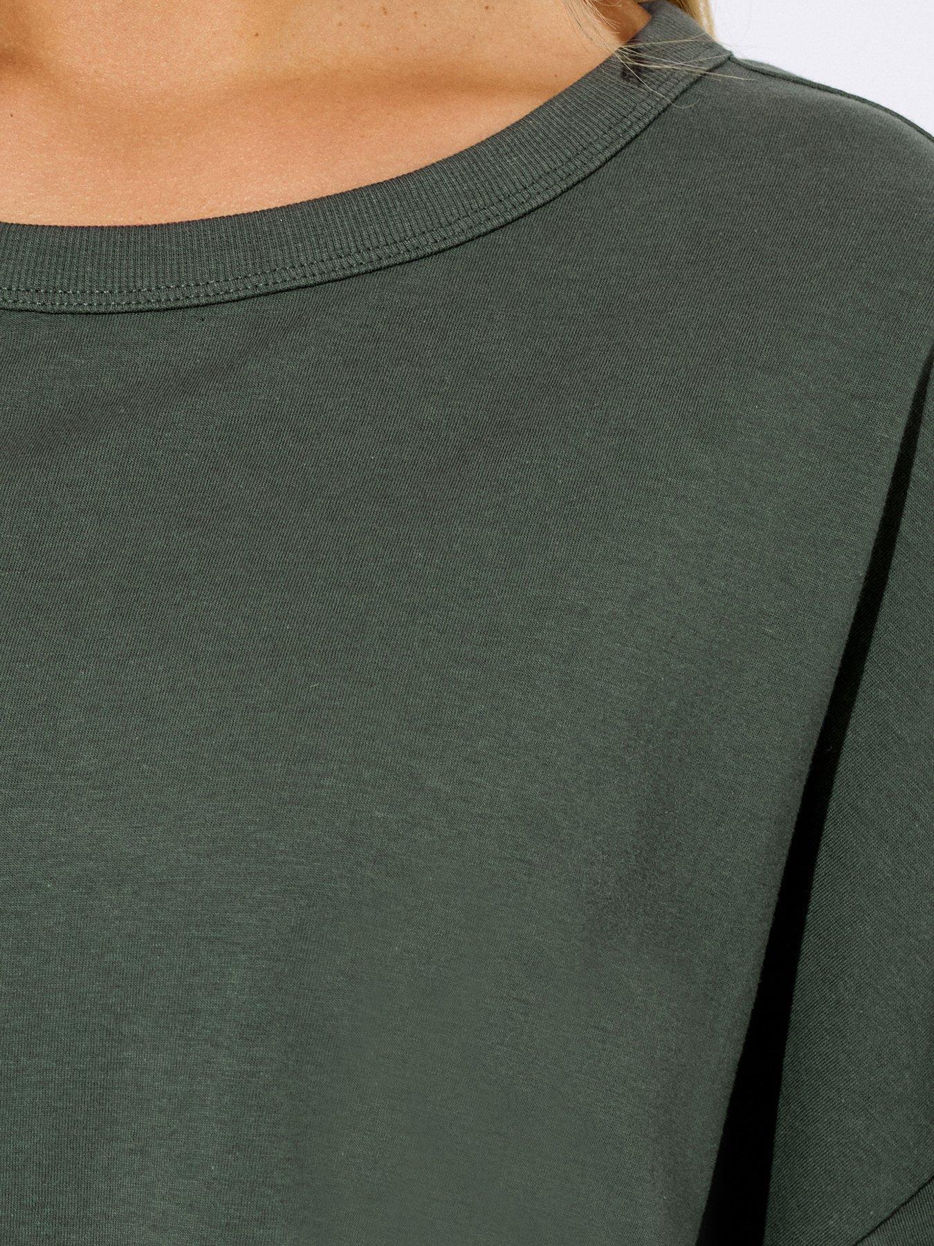 Image 4 of 4 of Yours Curve Oversized Boxy T-Shirt - Green