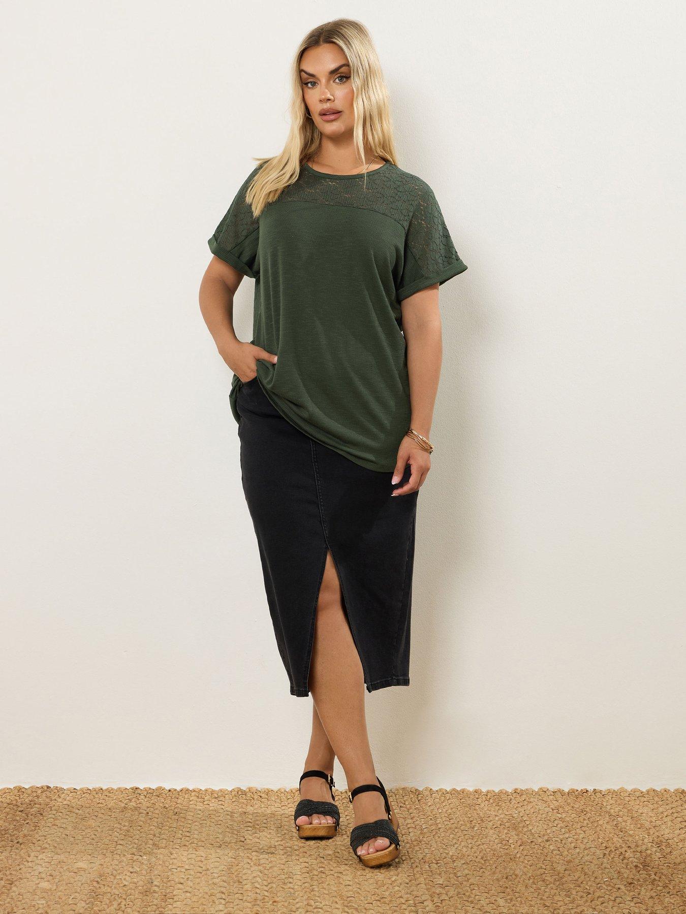 Image 3 of 5 of Yours Curve Lace Panel Slub T-Shirt - Green