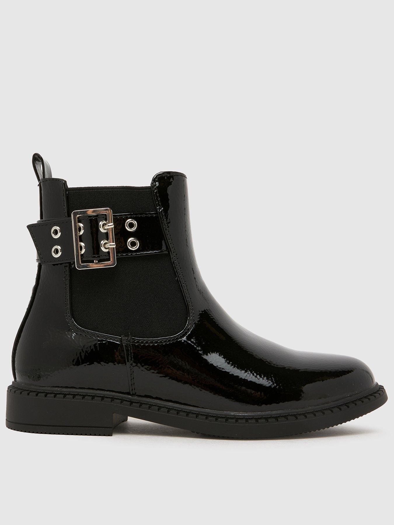schuh-youth-conder-buckle-patent-chelsea-boots-black