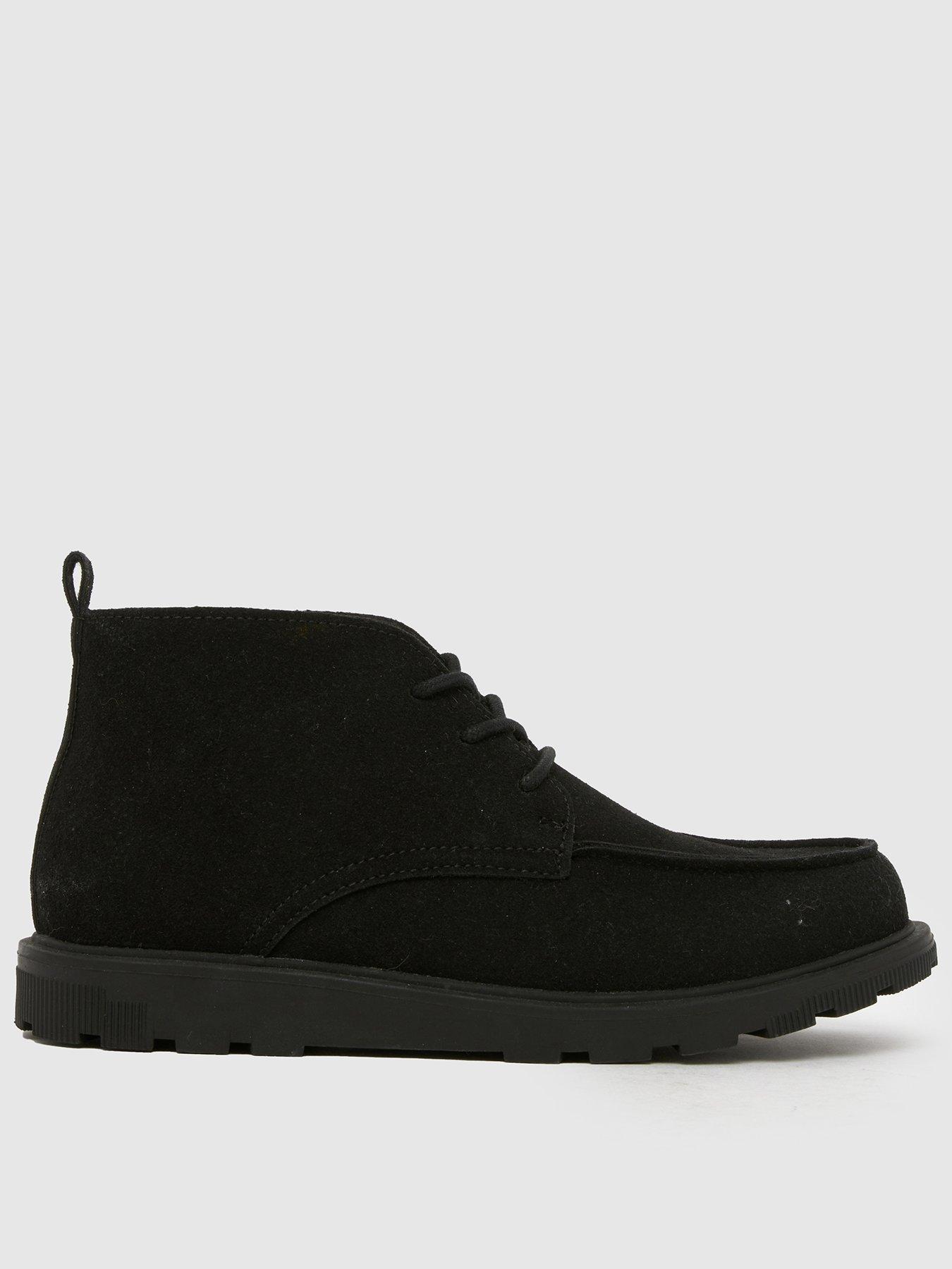 front image of schuh-youth-casey-desert-boot-black