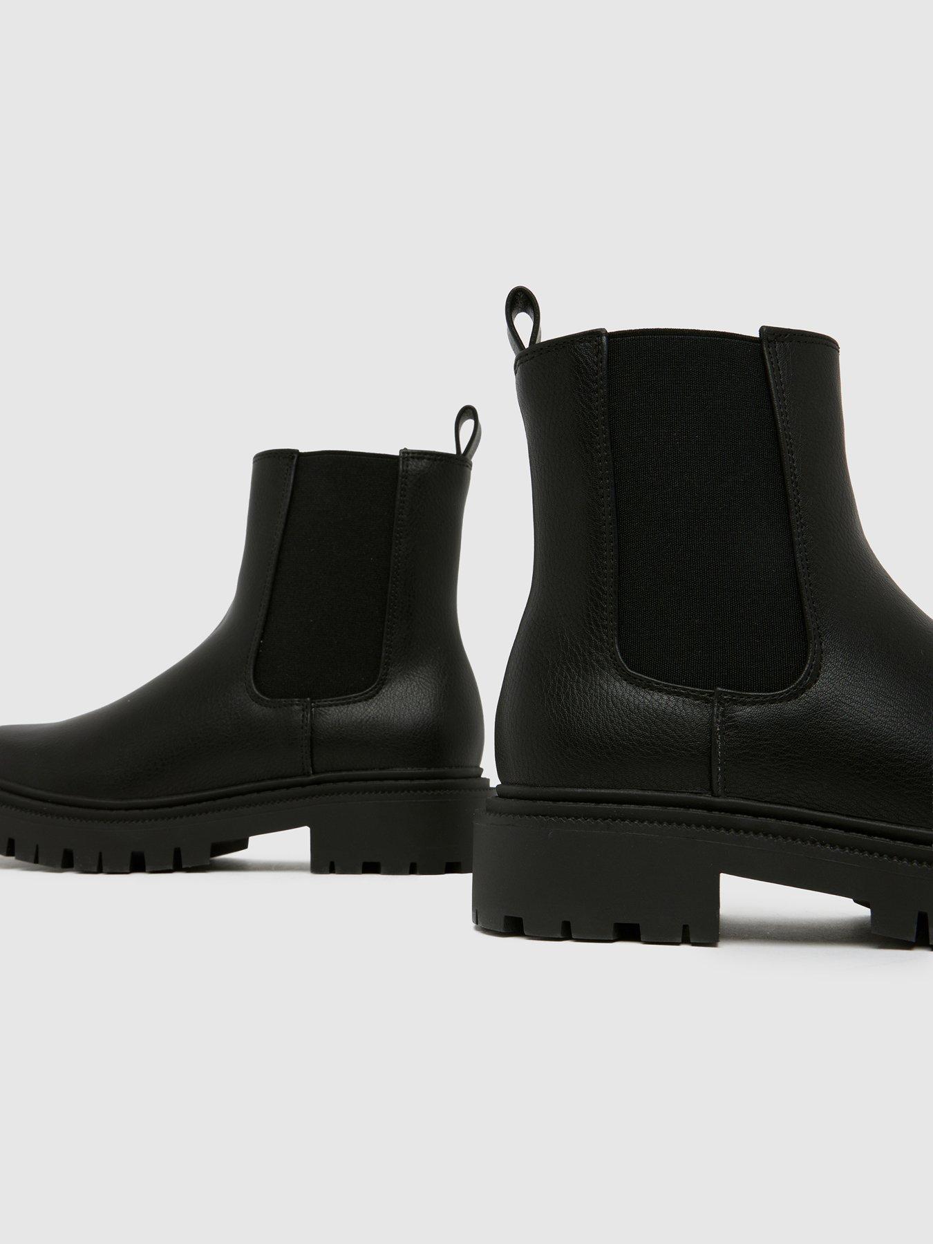 Image 3 of 4 of Schuh Youth Click Chunky Chelsea Boots - Black