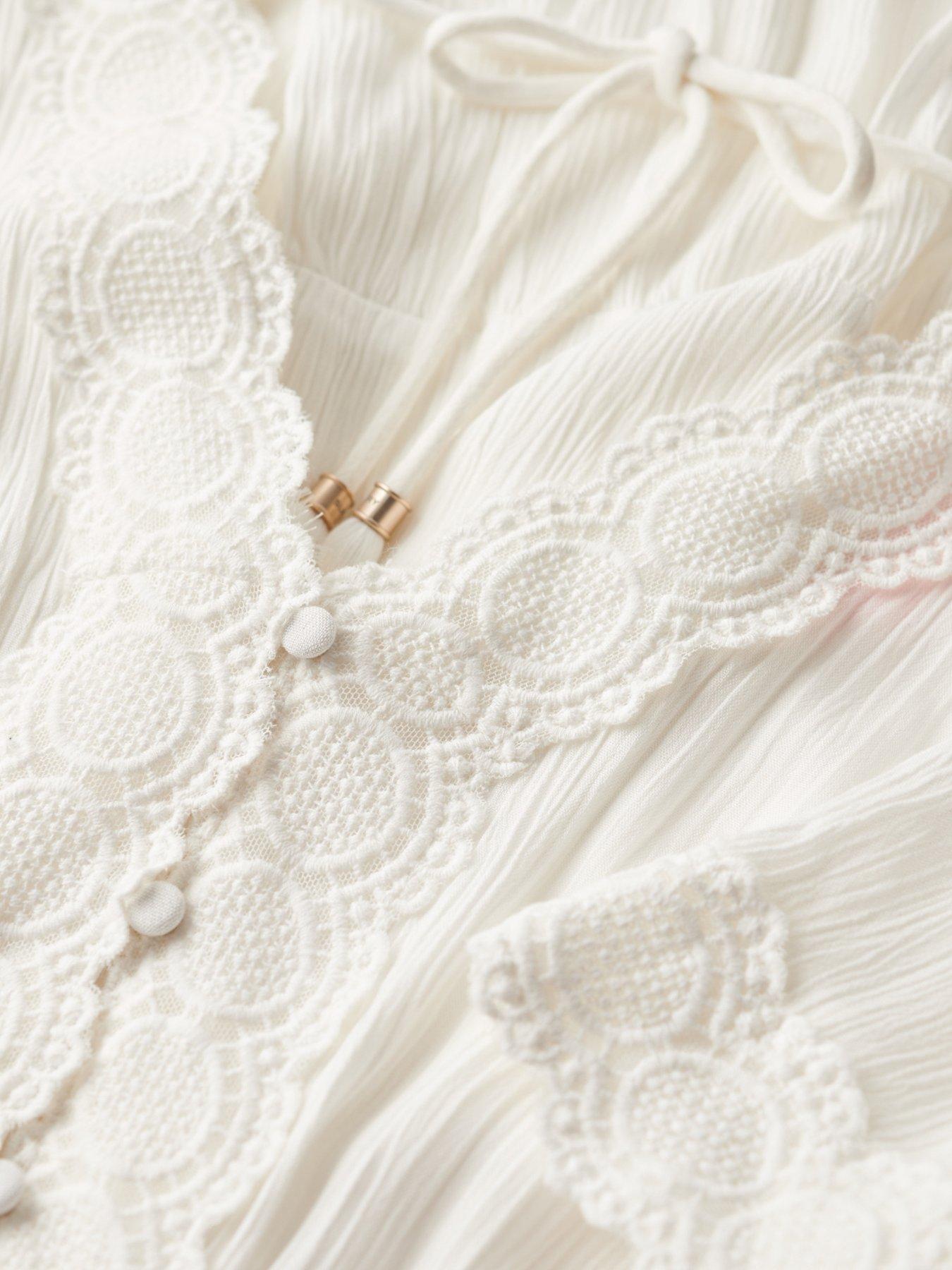 Image 6 of 6 of Superdry Ibiza Short Sleeve Midi Tea Dress - Cream
