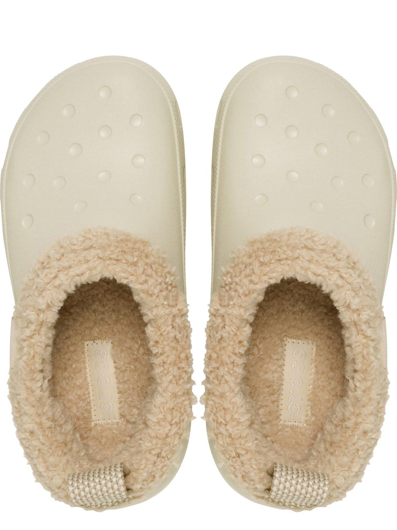 Image 4 of 6 of Crocs Classic Lined Shorty Boot - Sandstone