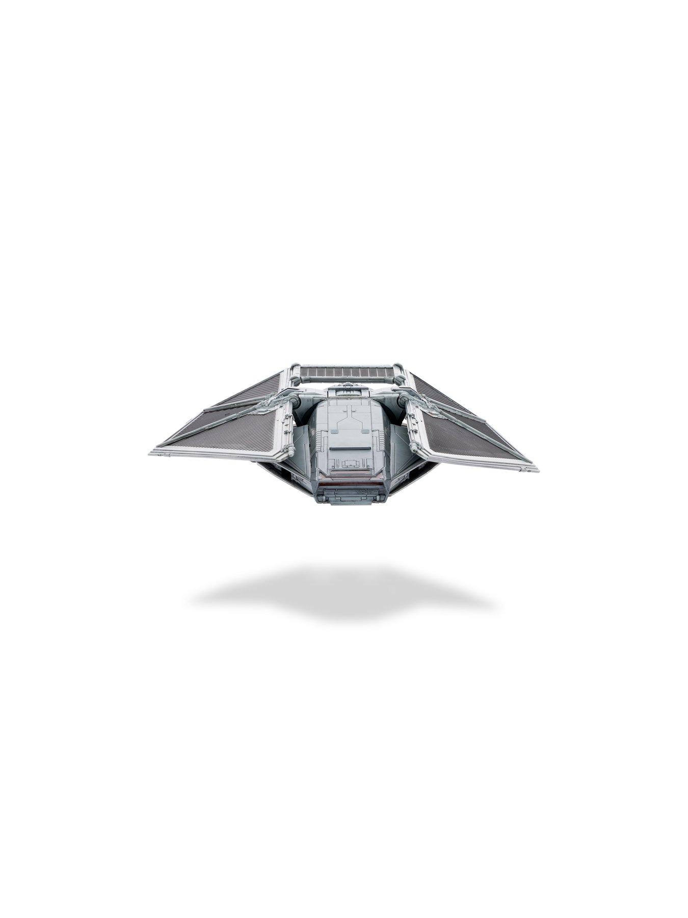 Image 5 of 8 of Star Wars SWJ - Feature Vehicle (9" Vehicle &amp; Figure) - Dreadnaught Class - TIE Reaper Attack Lander