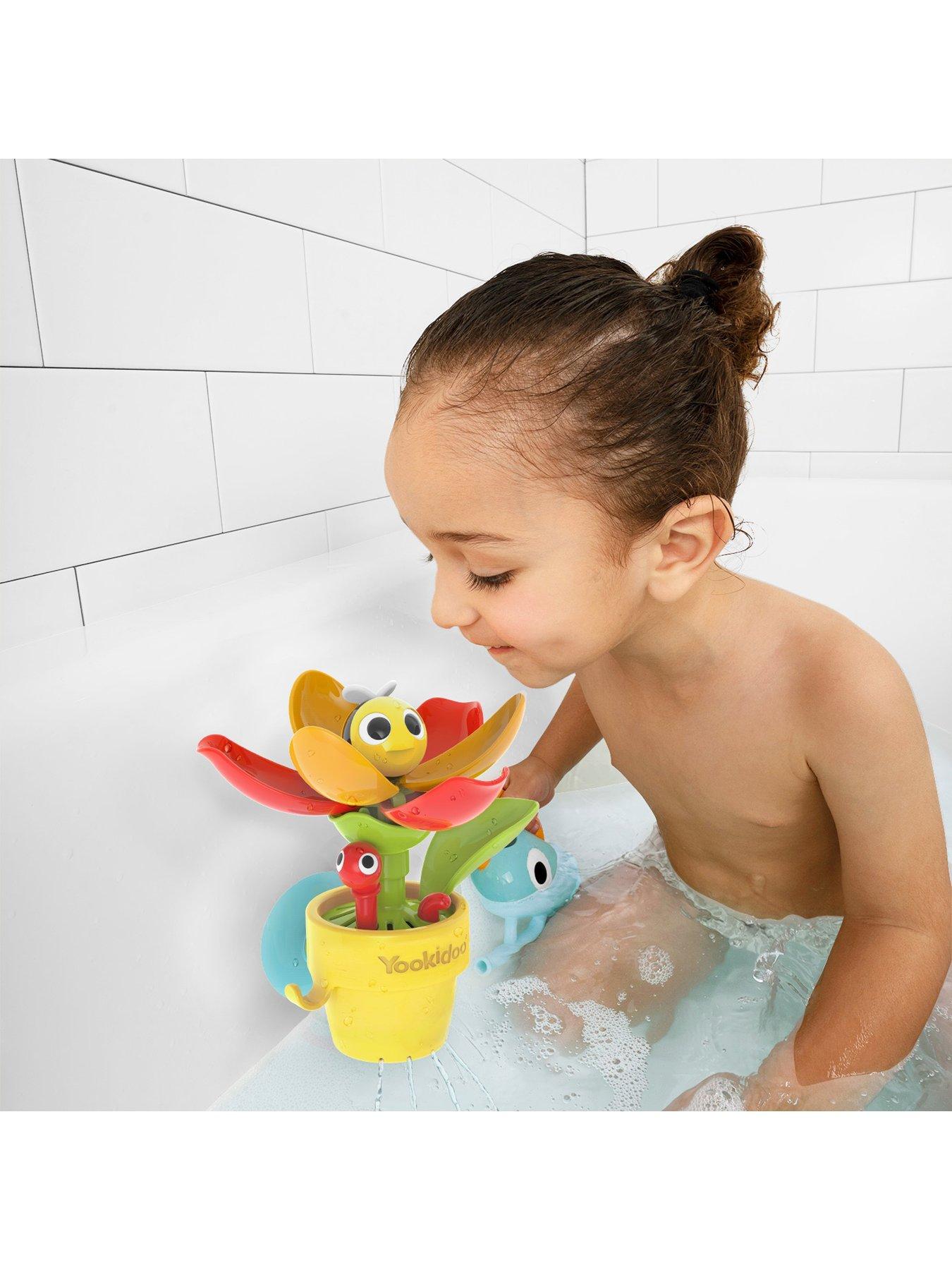 Image 3 of 7 of Yookidoo Peek-a-Bee Tub Flower Bath Toy