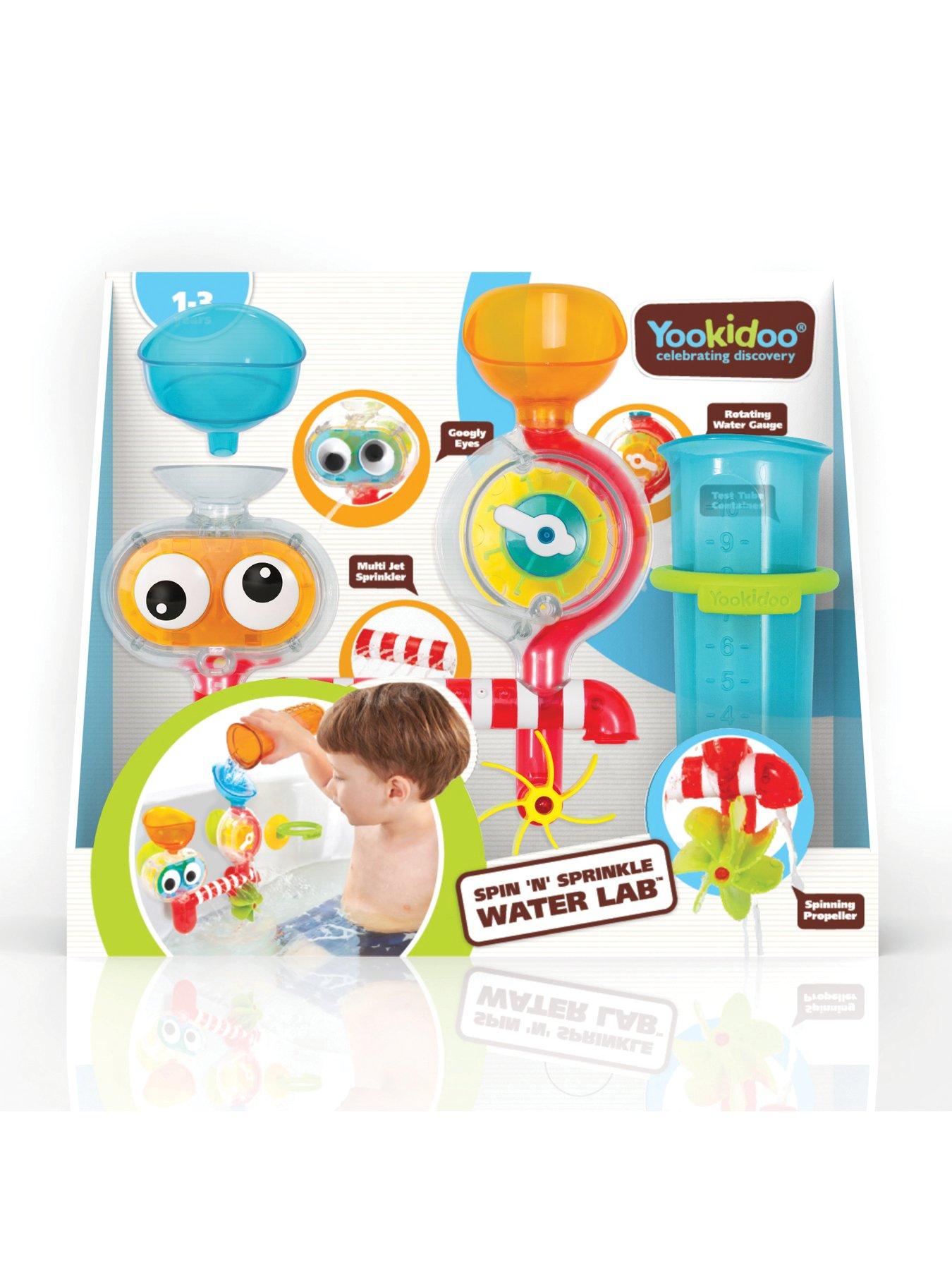 Image 2 of 4 of Yookidoo Spin 'N' Sprinkle Water Lab - Transparent