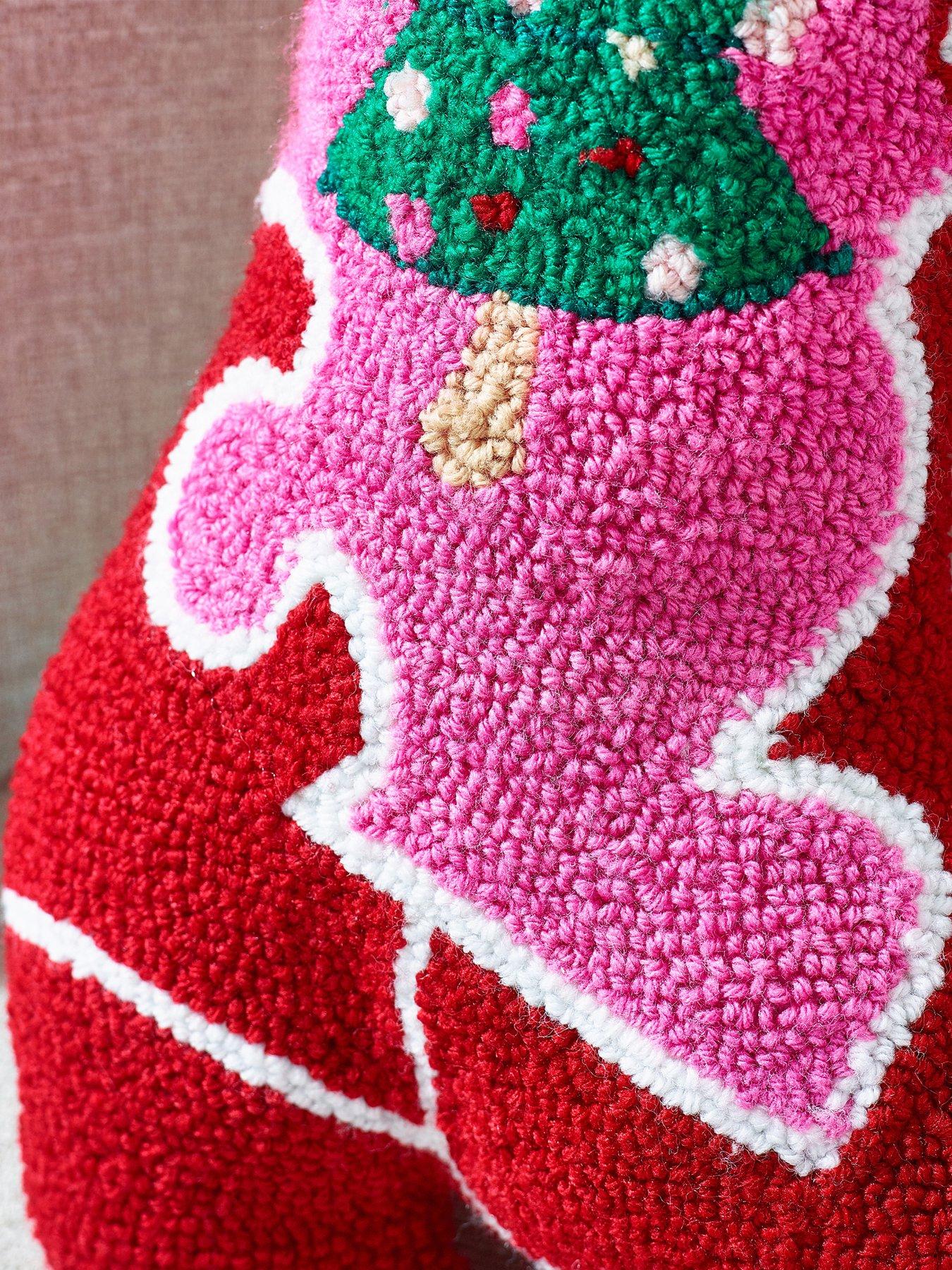 Image 3 of 3 of Catherine Lansfield Santas Howdy Christmas 3D Cushion