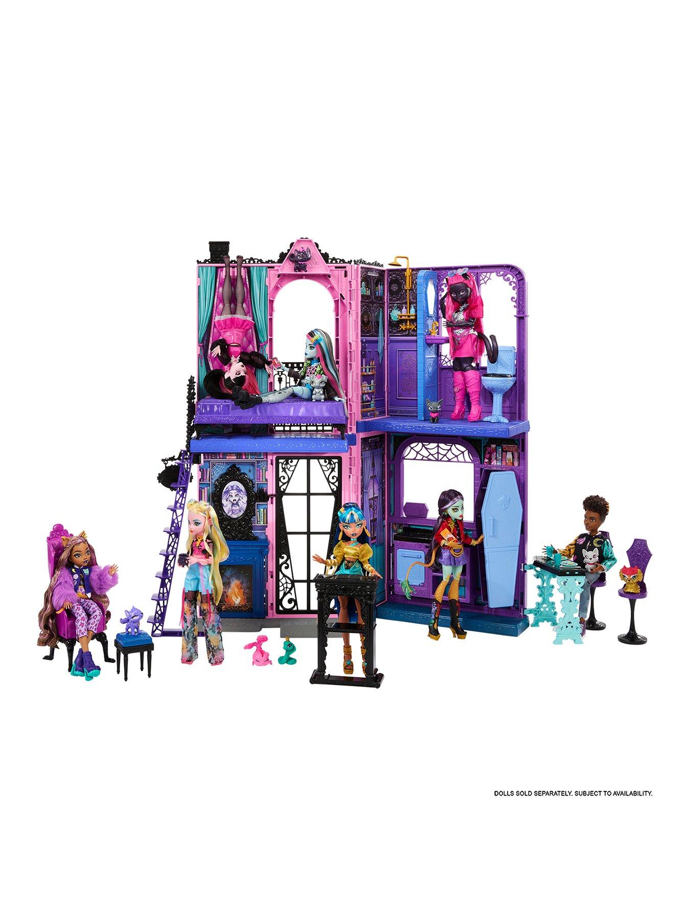 Monster High Boo-tique Hotel Doll House with Spooky Surprises in Every Room and 13+ Accessories
