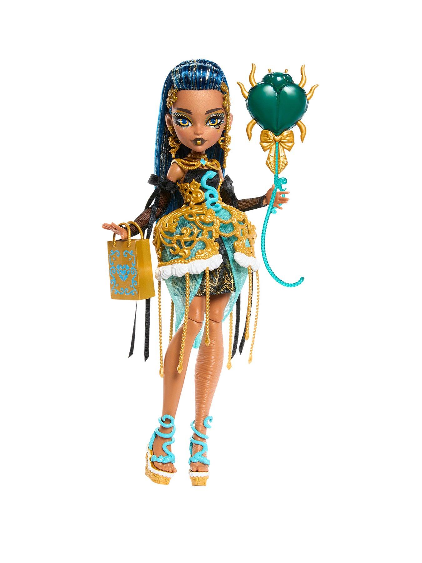 Monster High Scary Sweet Birthday Cleo De Nile Doll in Party Dress with Balloon  &  Gift