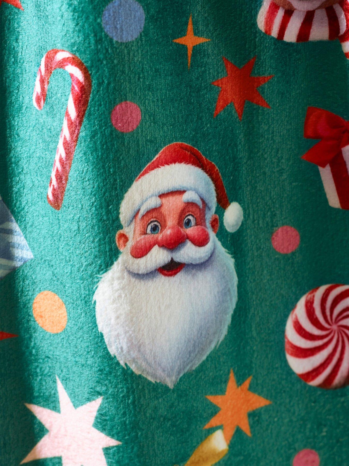 Image 3 of 4 of Catherine Lansfield Christmas Icons Throw- 130x170cm