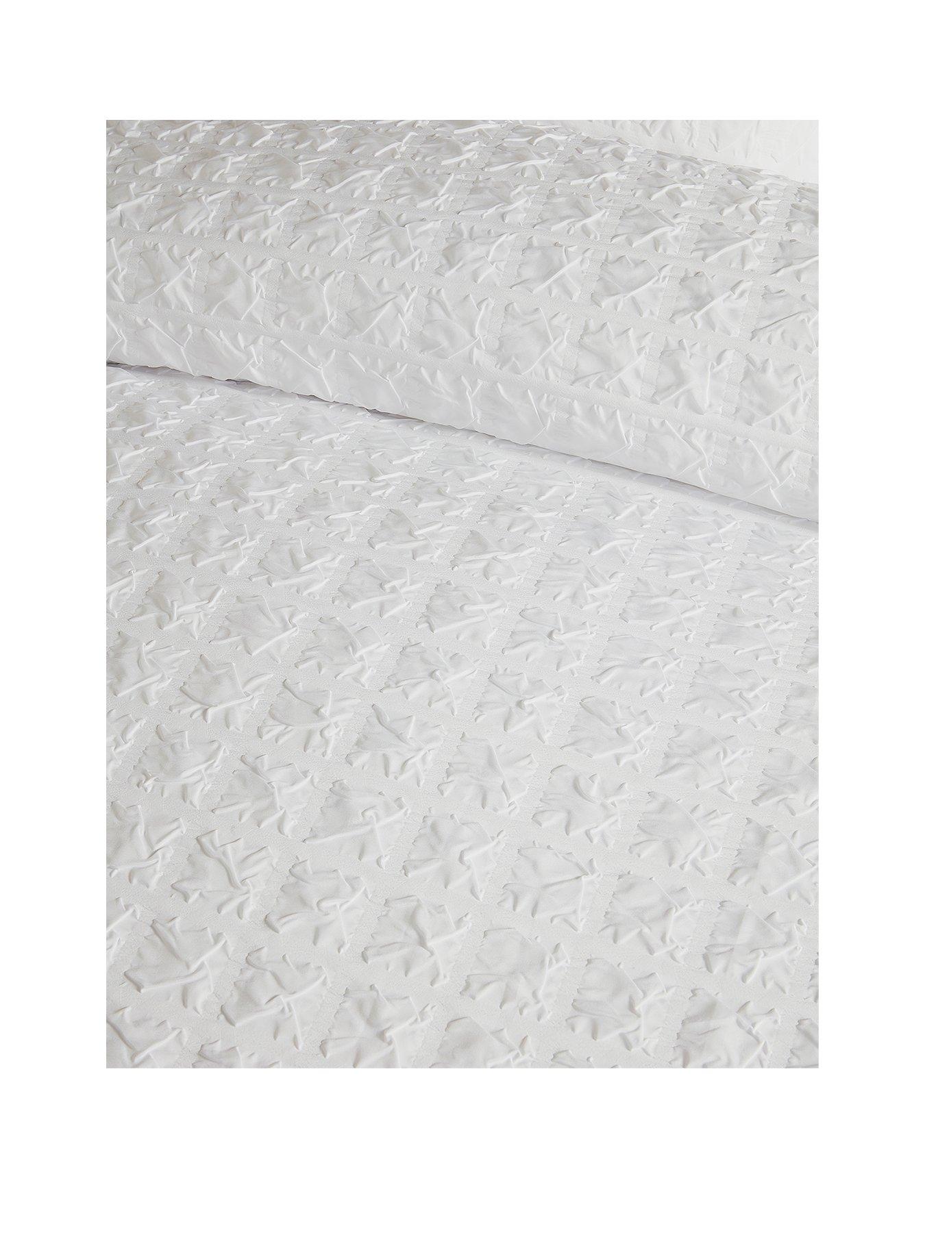 Image 2 of 3 of Serene Embossed Grid -textured Double Duvet Cover Set