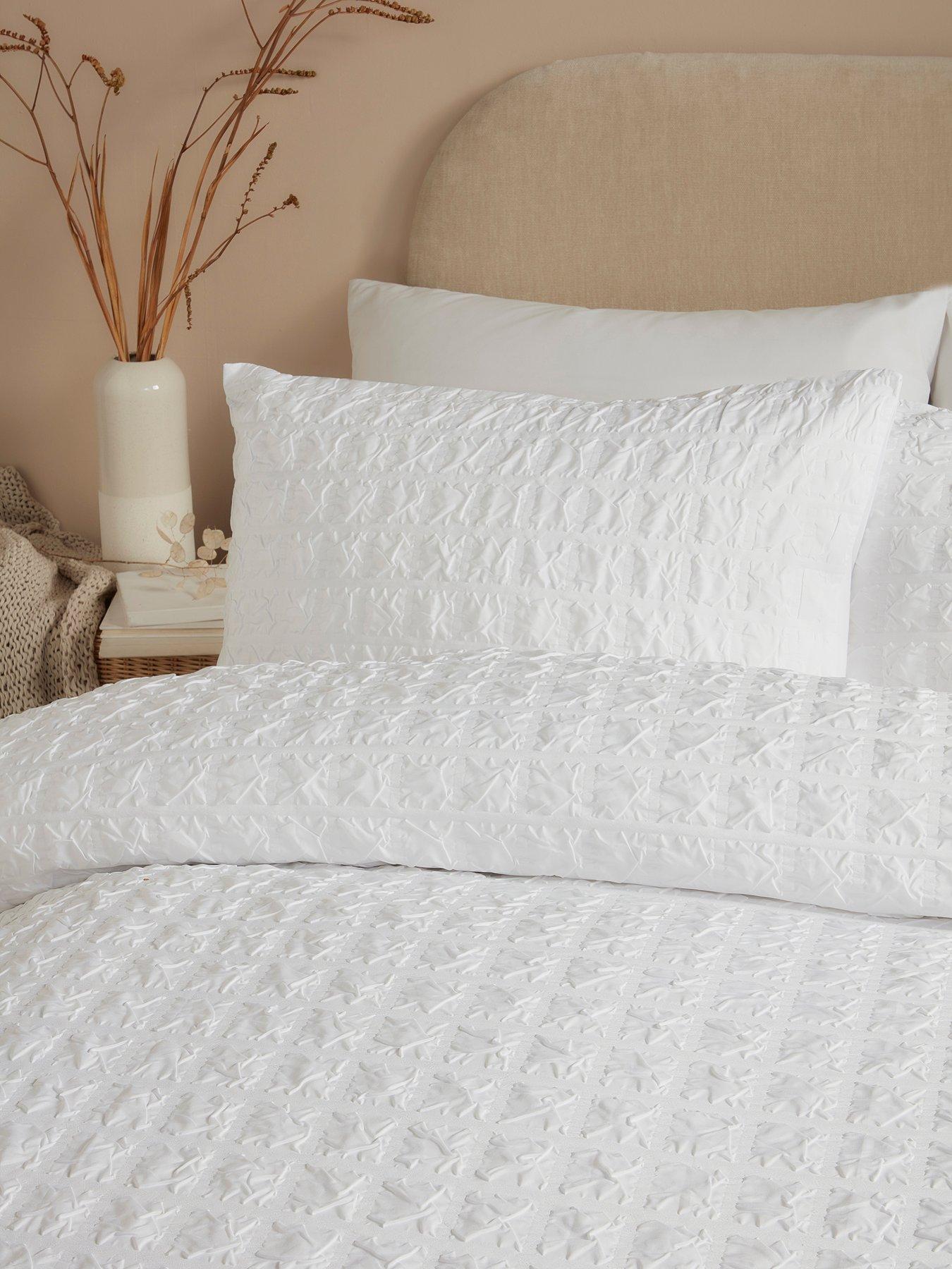 Image 3 of 3 of Serene Embossed Grid -textured Double Duvet Cover Set