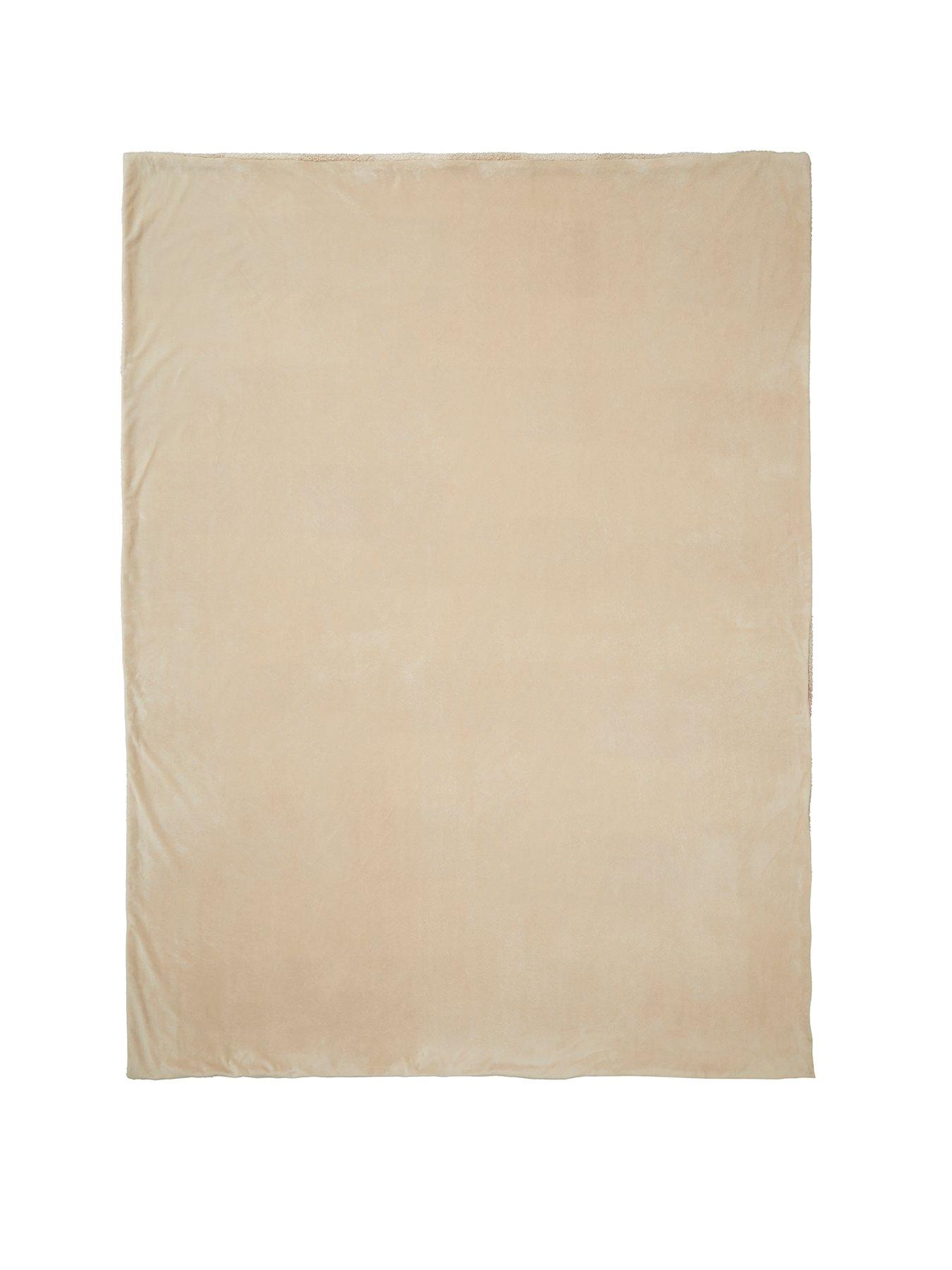Image 3 of 4 of Appletree Ashford Check  -sherpa Reverse 150cm X 200cm Throw