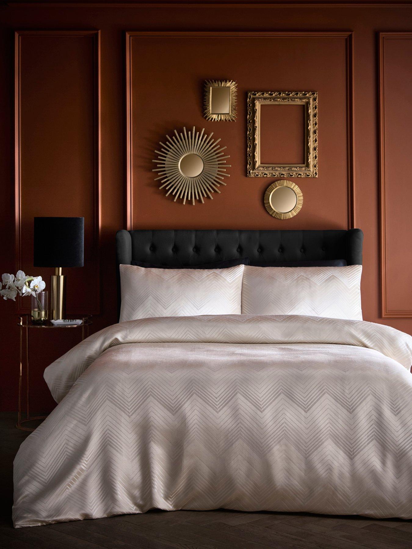 undefined Cocktail -Jacquard Duvet Cover Set - Ivory