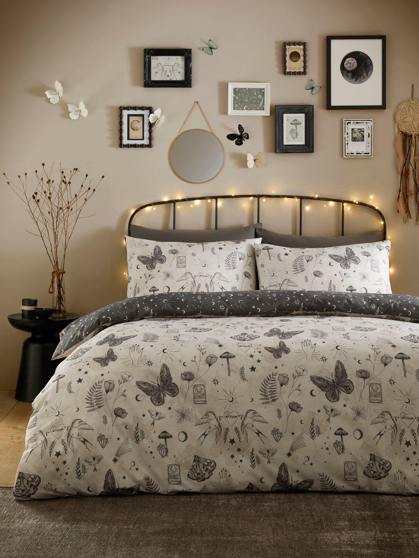 Image 1 of 4 of Fusion Celeste -reversible Super-king Duvet Cover Set