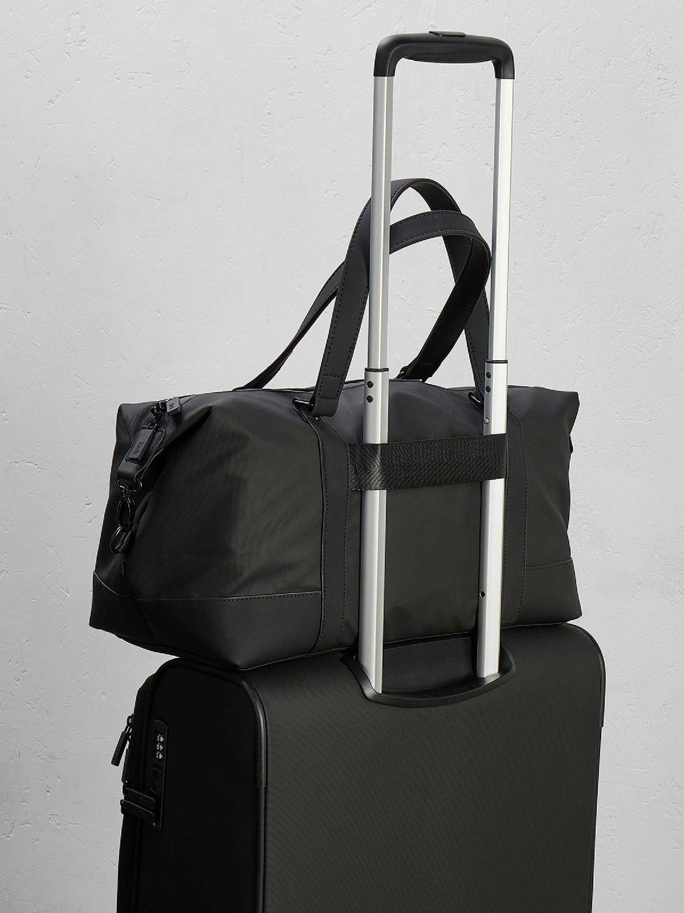 Image 5 of 5 of Rock Luggage Harper BLack Holdall