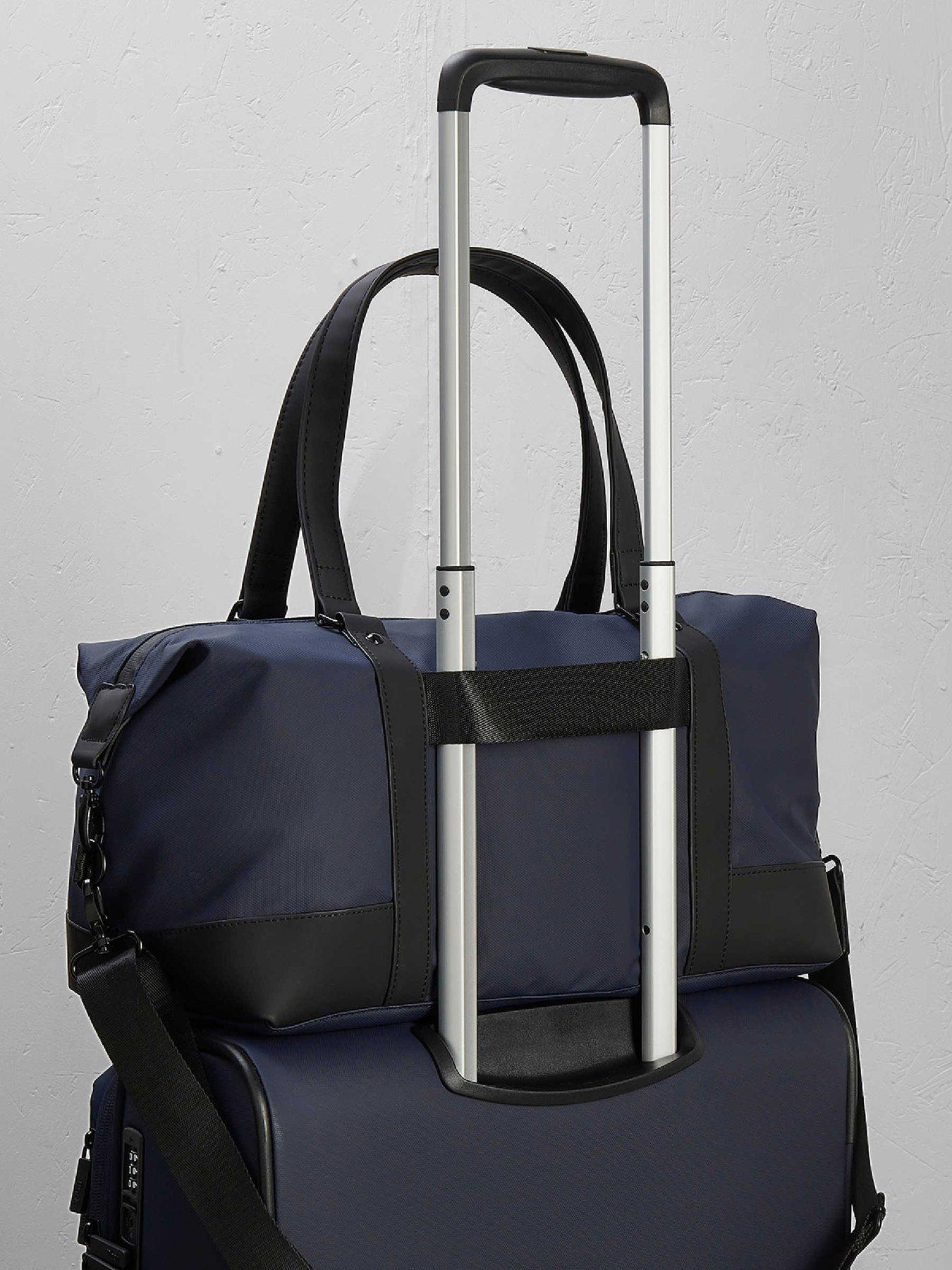 Image 5 of 5 of Rock Luggage Harper Navy Holdall