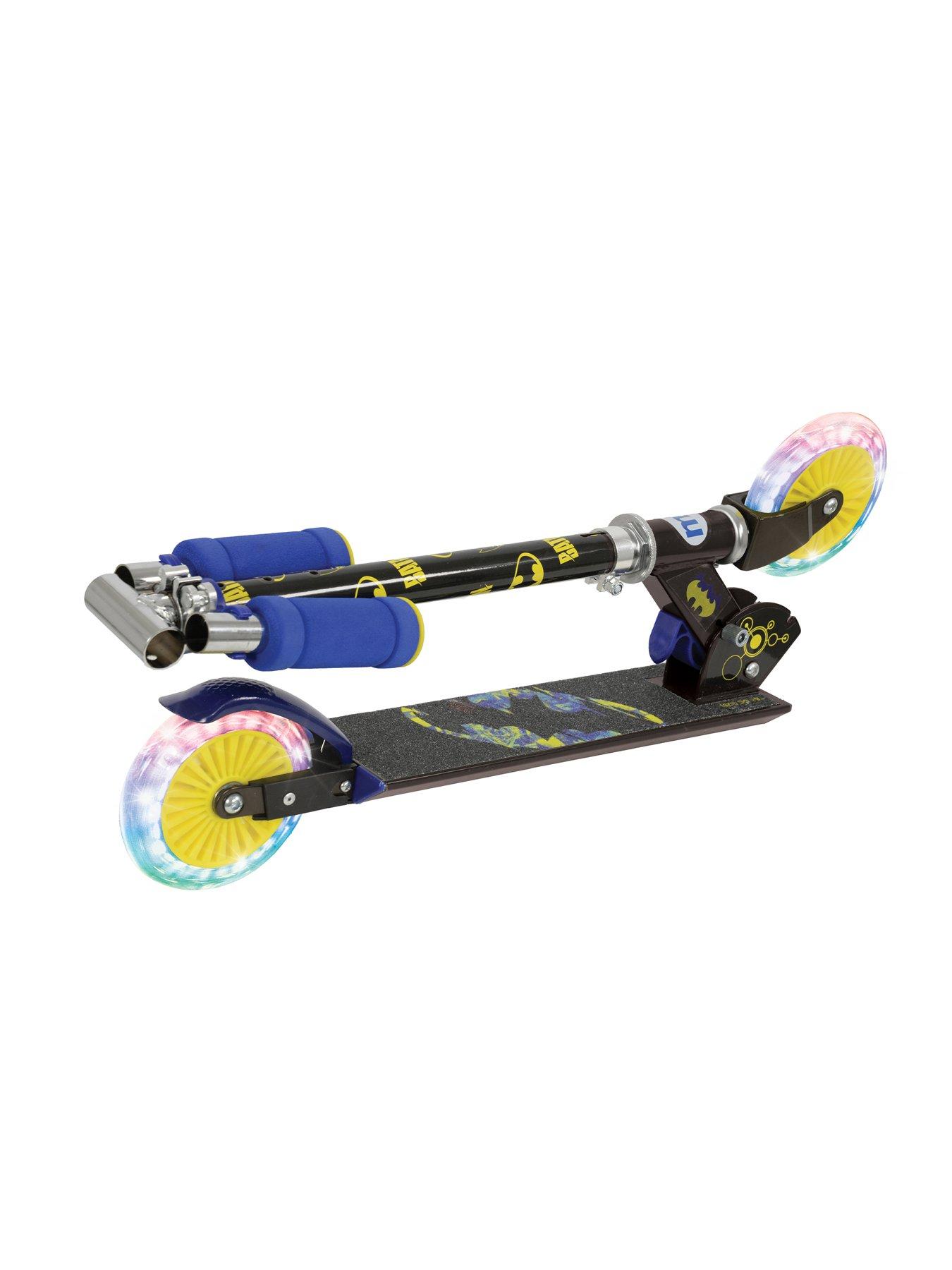 Image 6 of 7 of Batman Folding Inline Scooter with Light Up Wheels