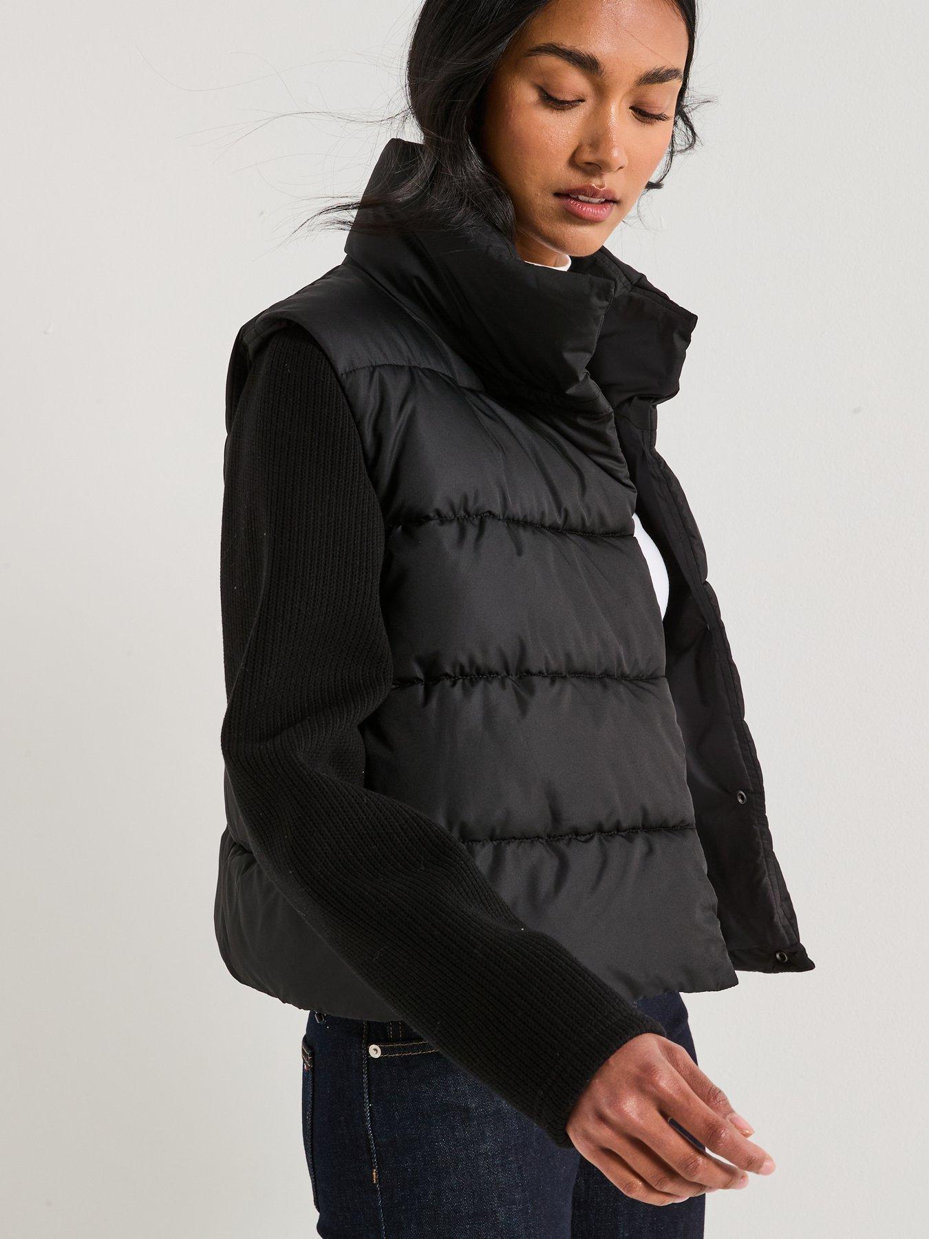 Image 5 of 6 of Barbour International San Telmo Padded Knit Sleeve Jacket - Black