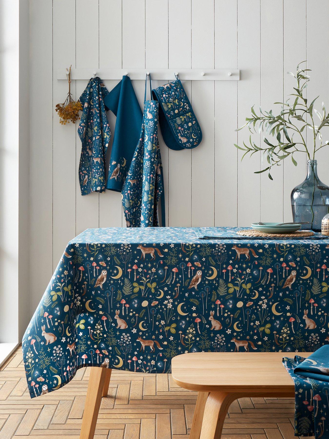 Catherine Lansfield Enchanted Twilight Table Cloth- 137x178cm