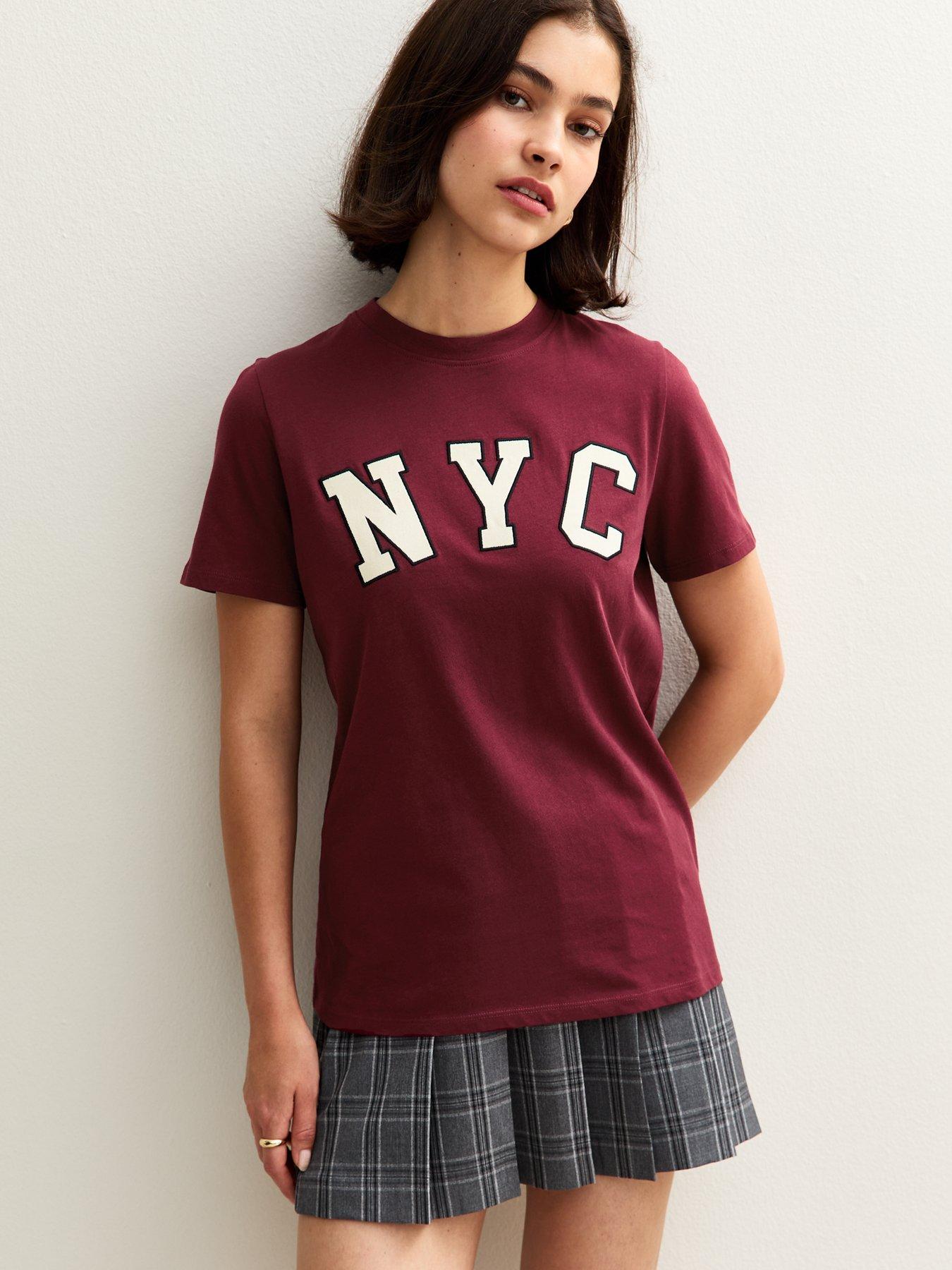 Image 4 of 5 of New Look Burgundy Nyc Print Relaxed T-Shirt - Red