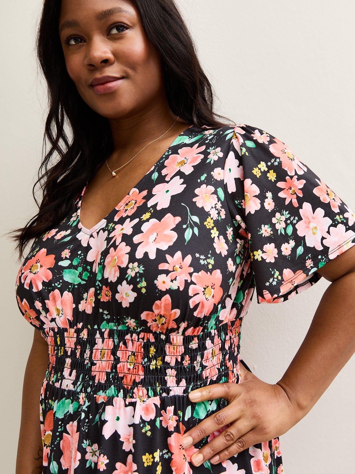 Image 4 of 5 of New Look Floral Ange Sleeve Midi Dress - Multi