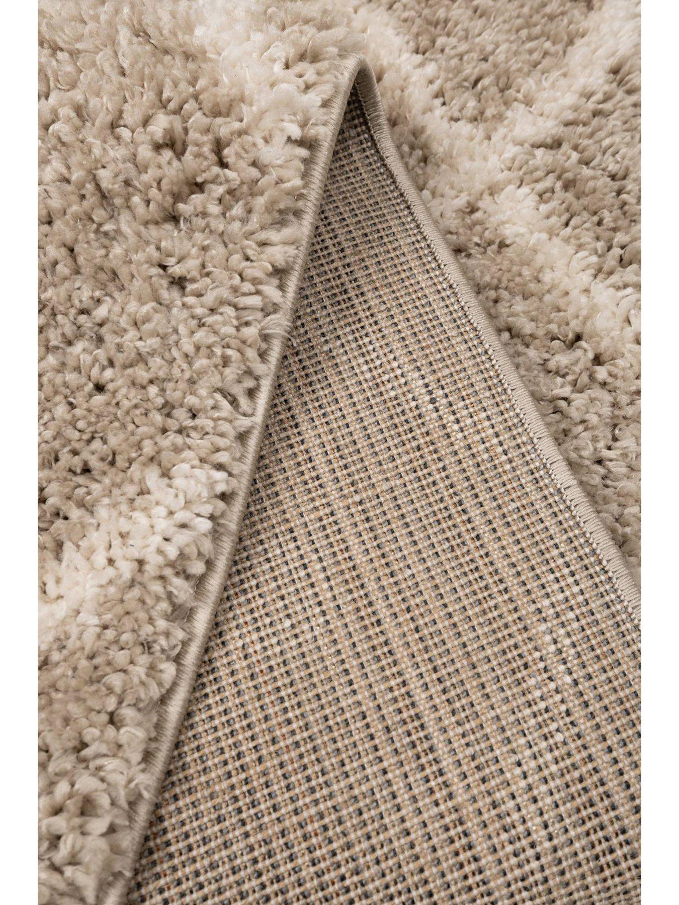 Image 4 of 4 of Very Home Snug Diamonds Rug