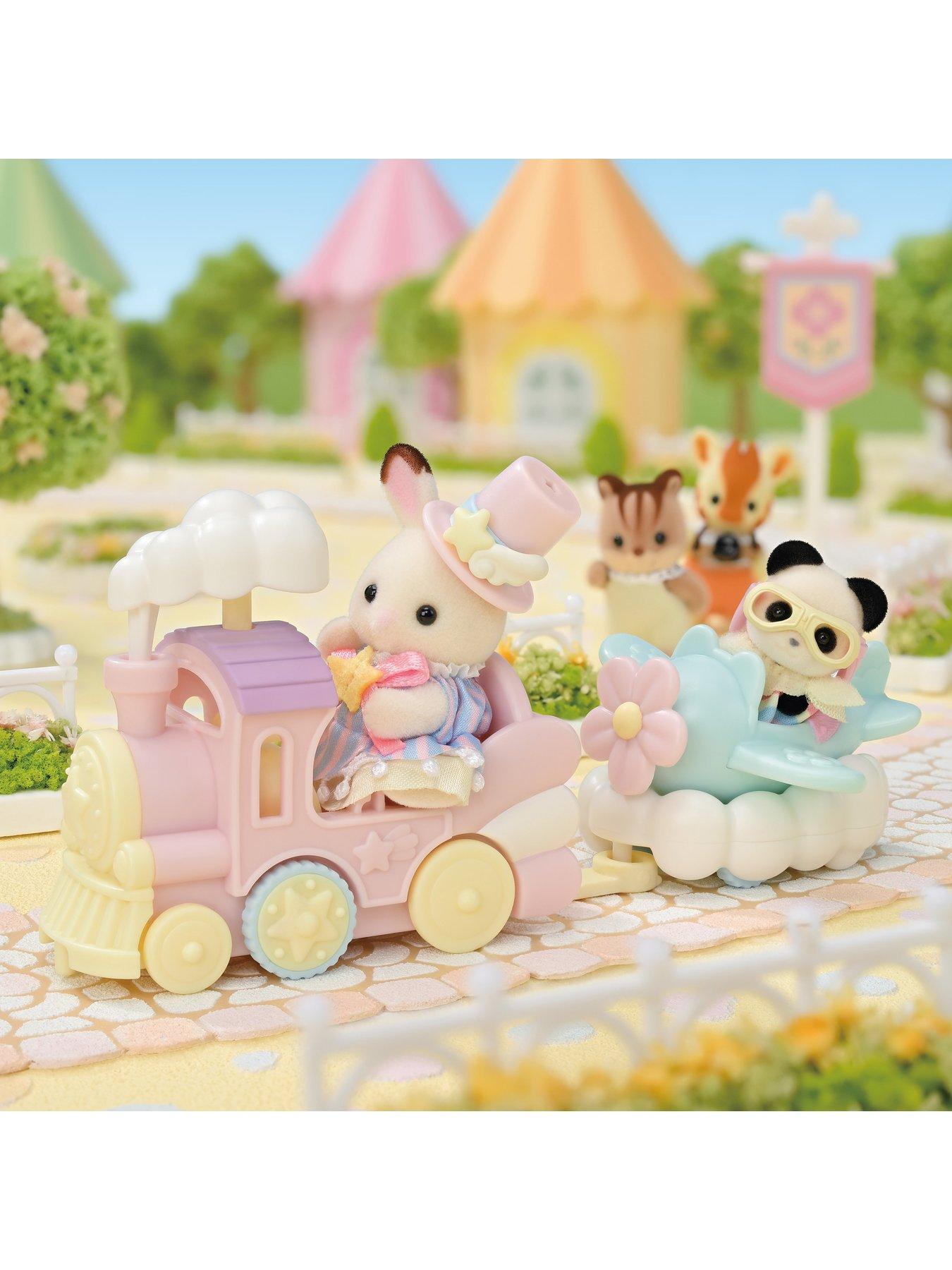 Image 6 of 7 of Sylvanian Families Park & Ride