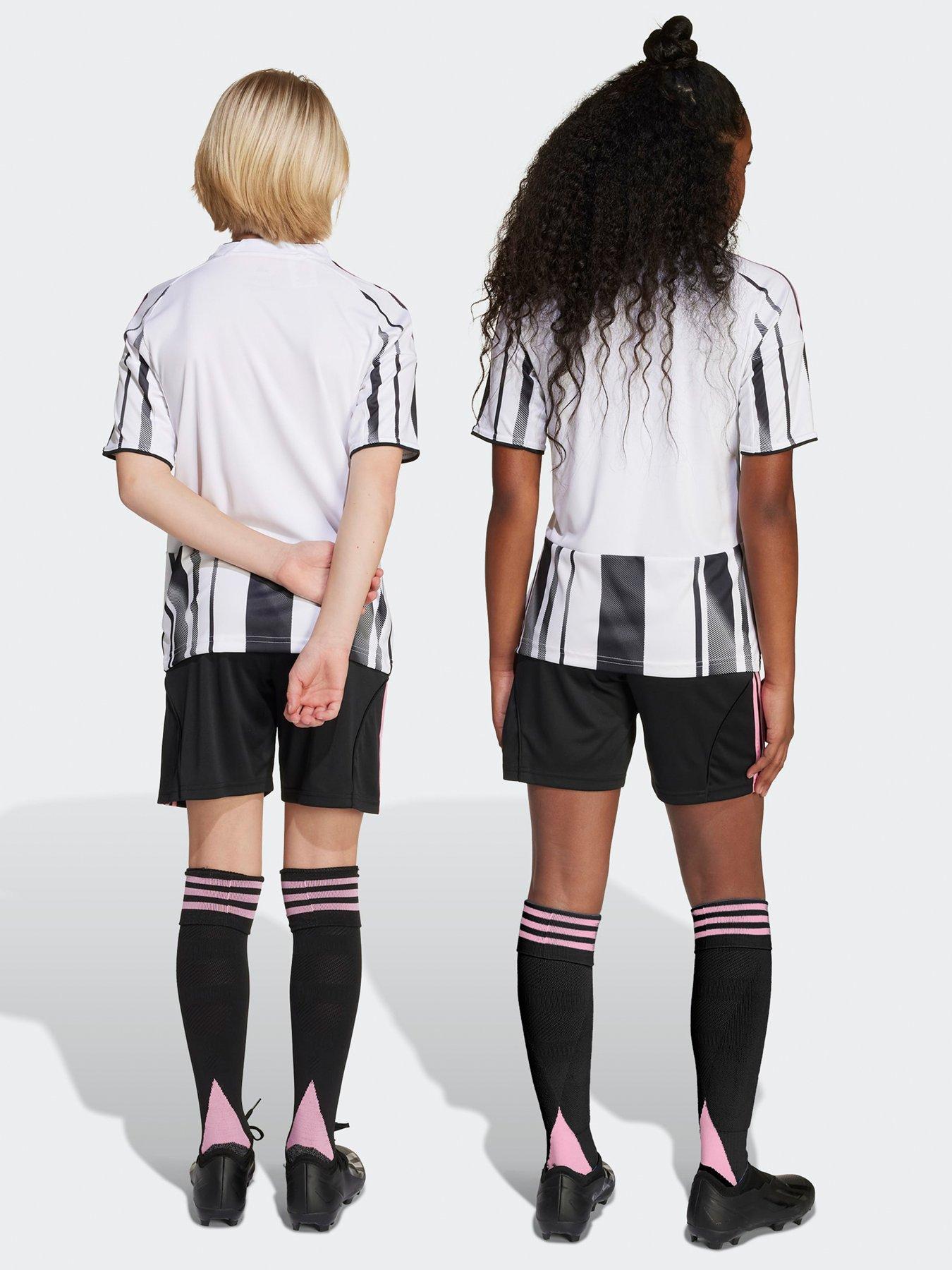 Image 2 of 6 of adidas Kids Juventus 25/26 Home Football Shorts - Black