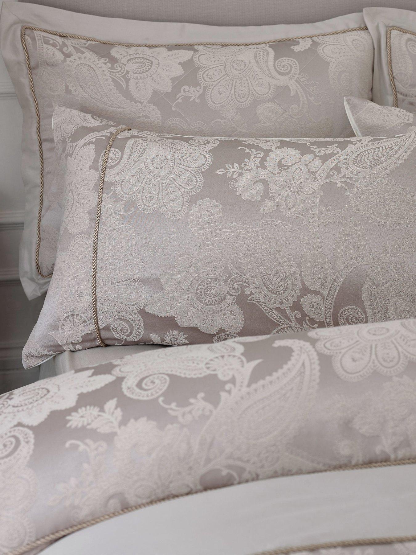 Image 4 of 5 of Catherine Lansfield Opulent Jacquard Duvet Set