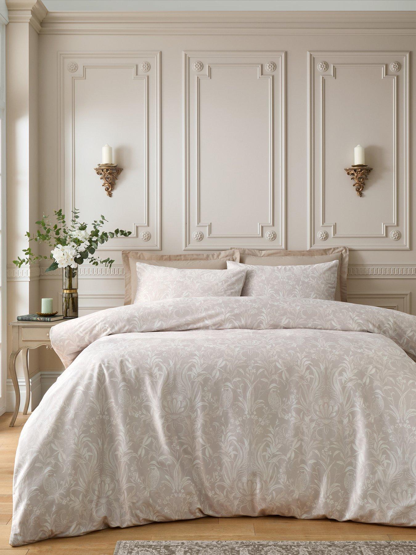 Image 3 of 6 of Bridgerton by Catherine Lansfield Regal Birds Duvet Set- Single