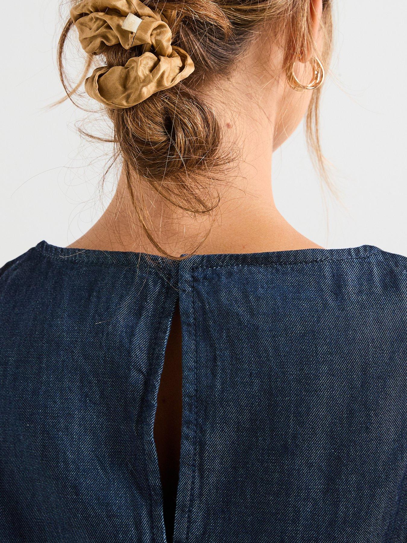 Image 4 of 6 of Mango Denim Crop Top