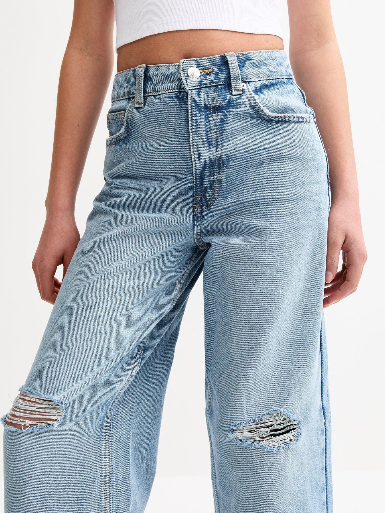 Image 4 of 5 of New Look 915 Light Blue Ripped Knee Super Wide Leg Jeans - Light Blue