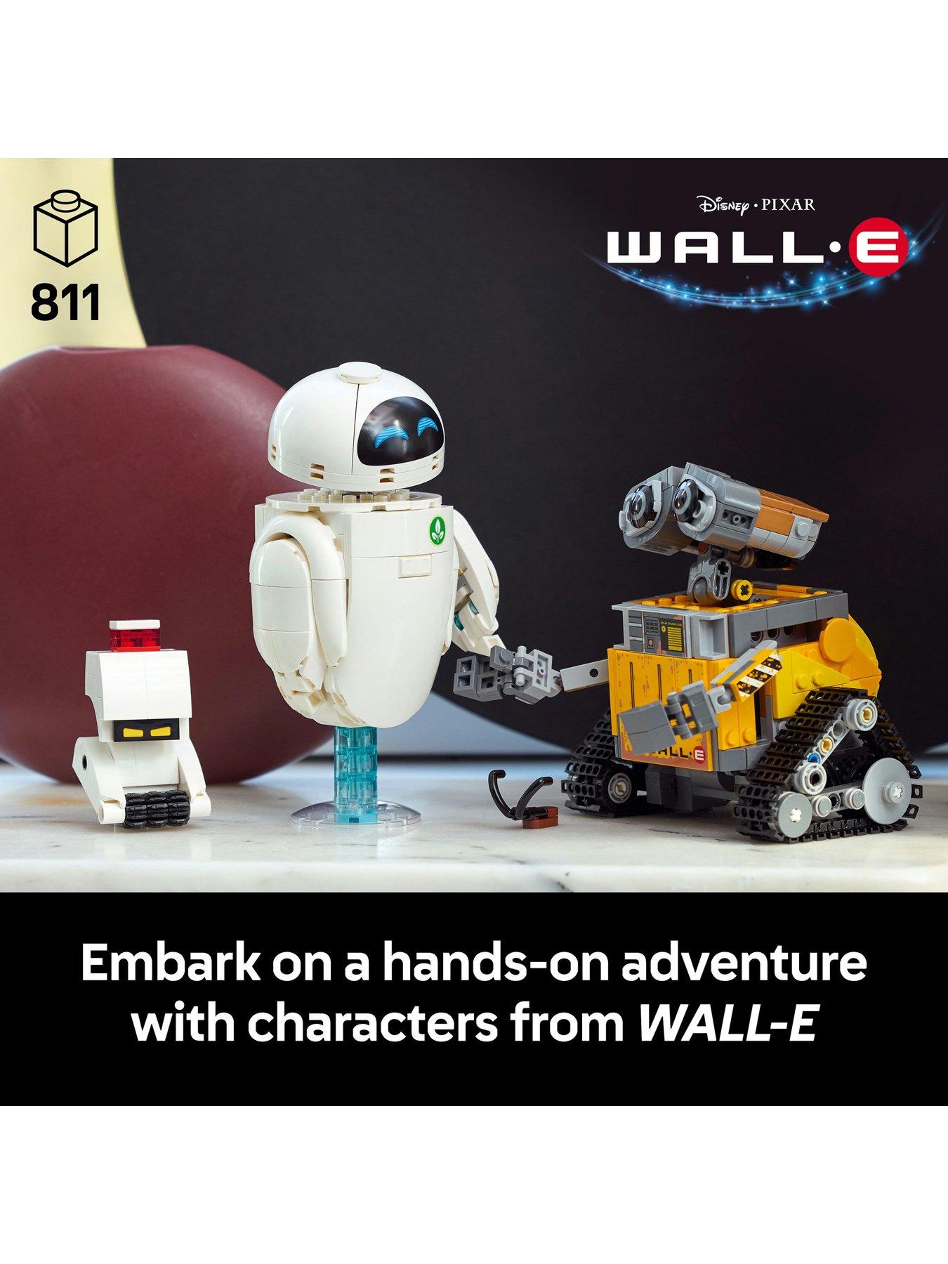 Image 2 of 8 of LEGO Disney Disney and Pixar WALL-E and EVE Set 43279