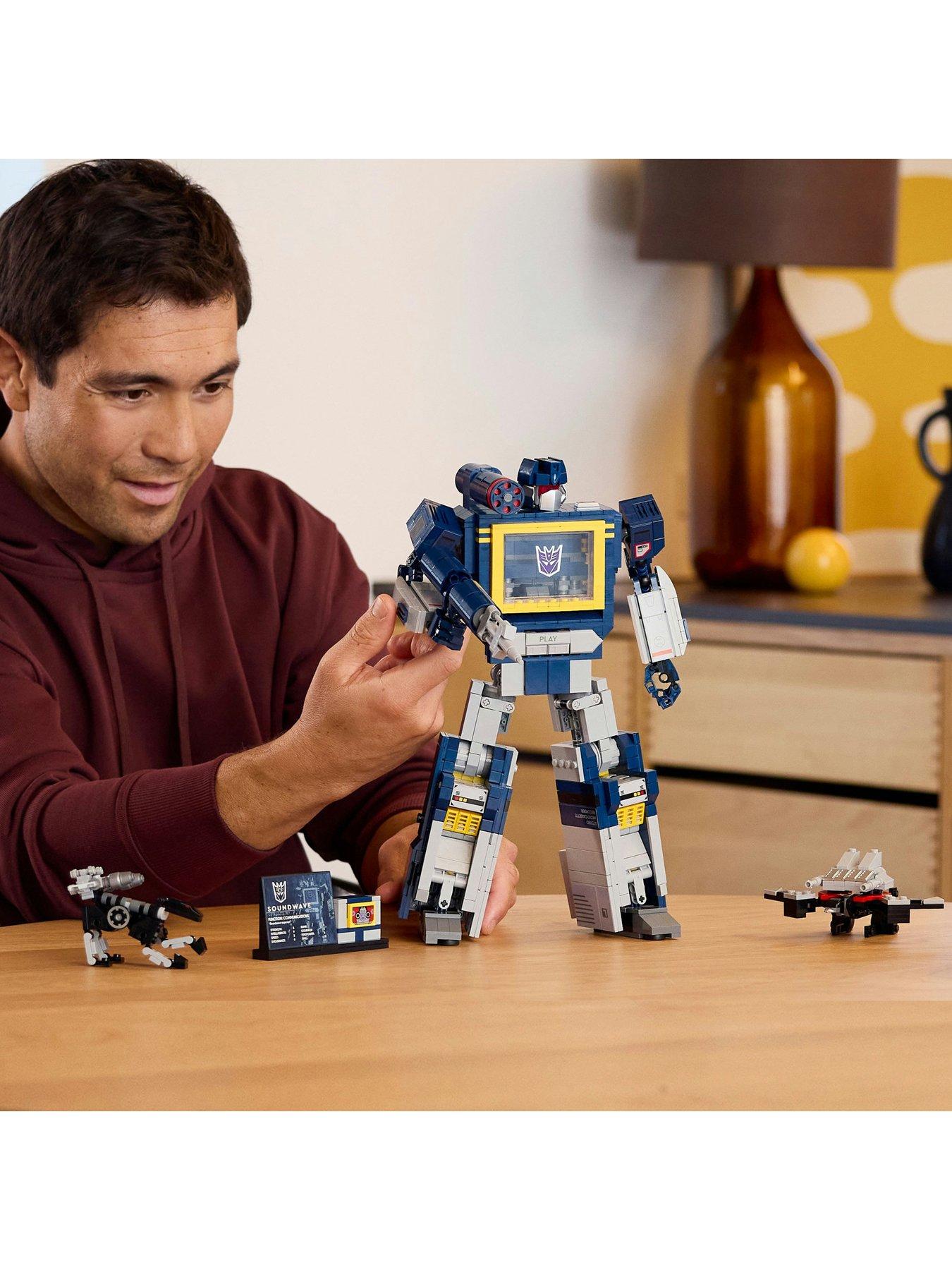 Image 6 of 8 of LEGO Icons Transformers: Soundwave Model Kit 10358
