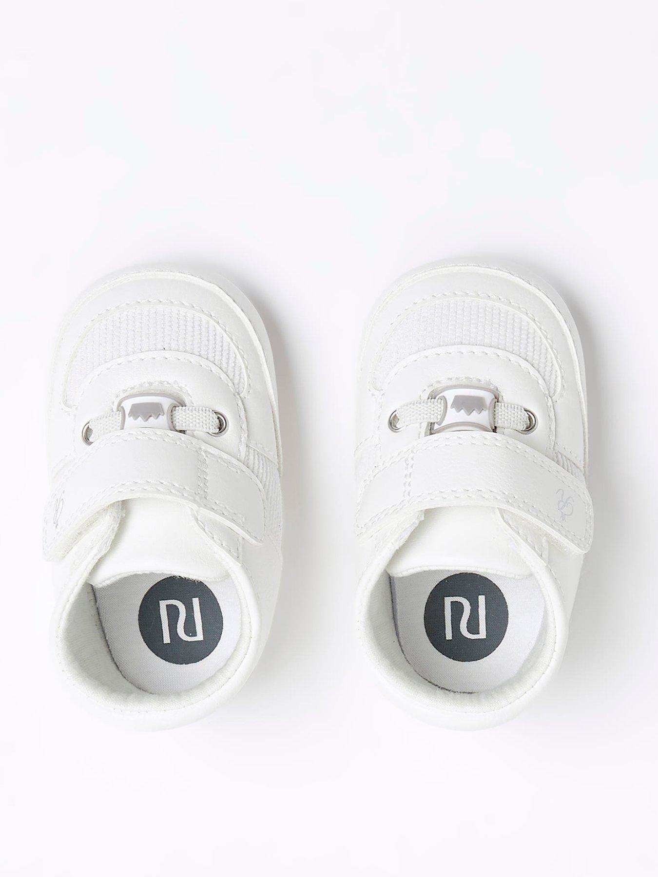 Image 3 of 6 of River Island Baby Babys Unisex Strap Trainer - White