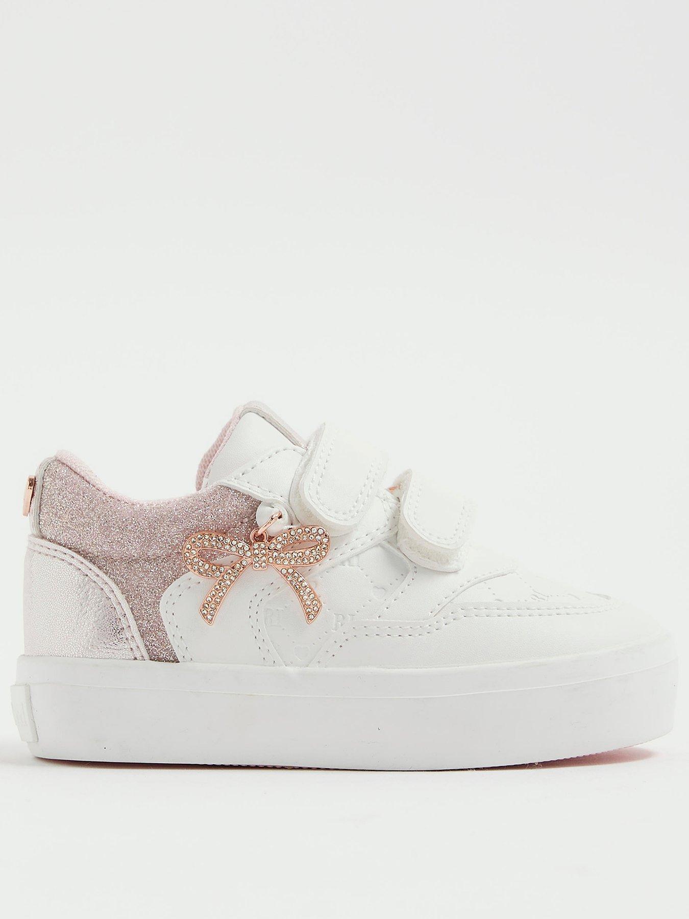 Image 1 of 5 of River Island Mini Mini Girls Bow Charm Plim Shoes - White
