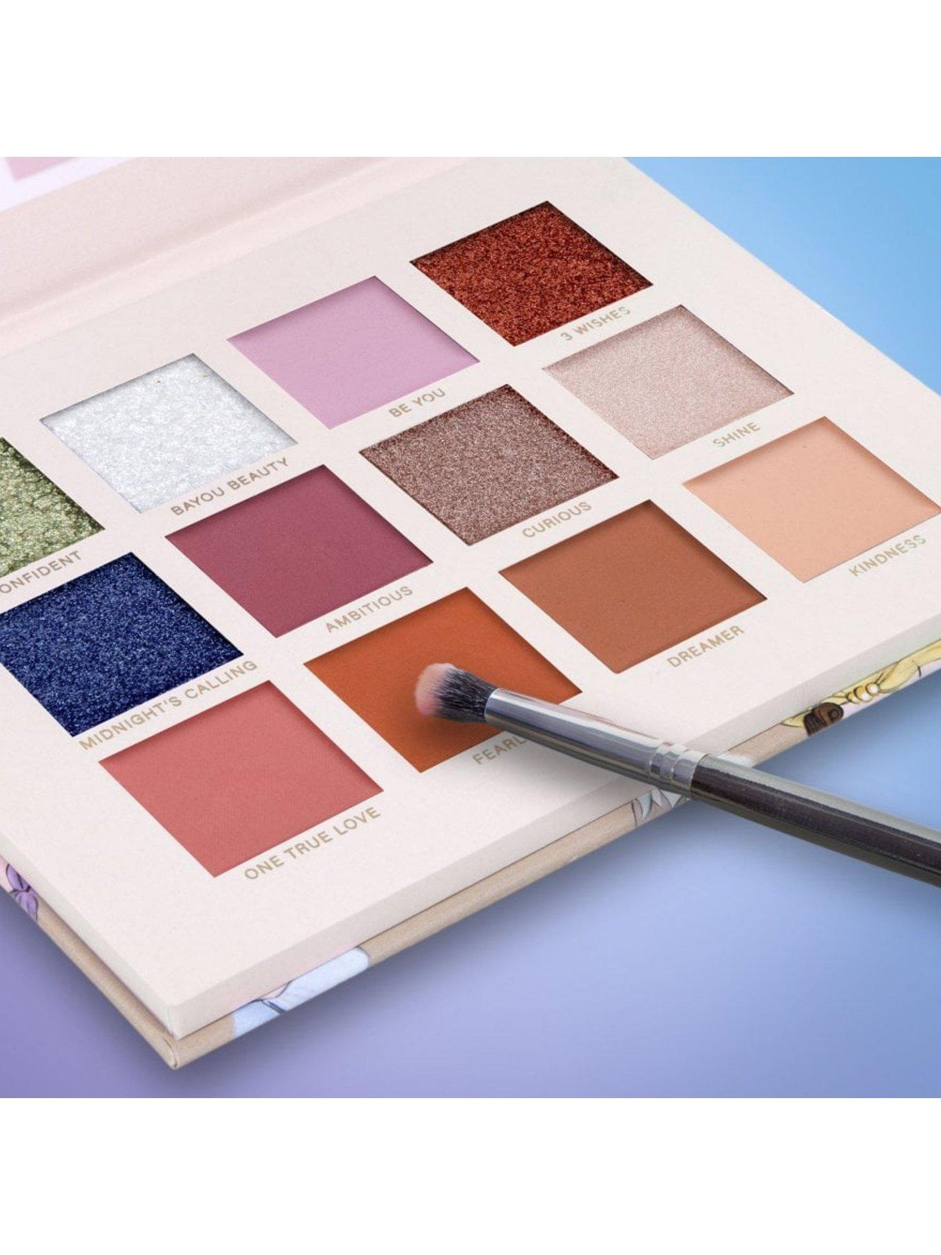 Image 2 of 2 of Disney Princess Experts in Elegance Eyeshadow Pallet