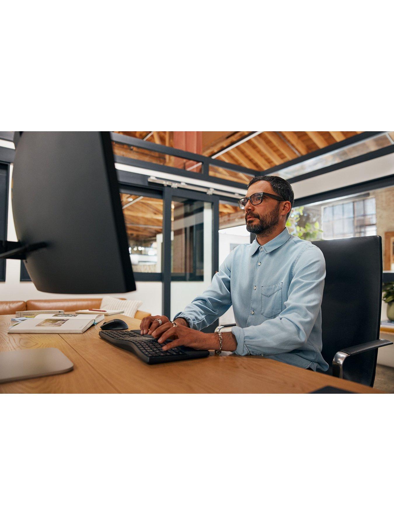  image of hp-680-comfort-dual-mode-keyboard-and-mouse-combo