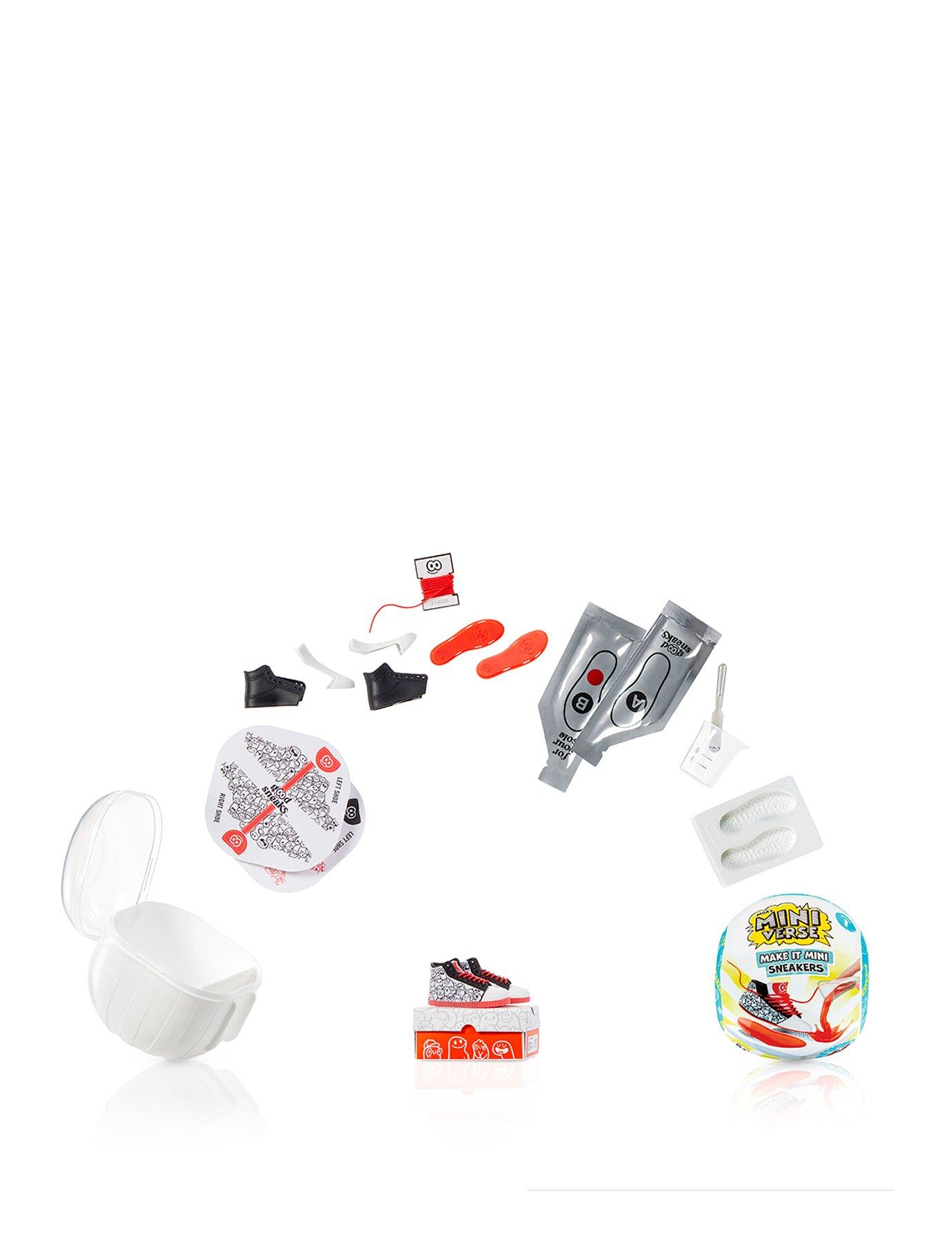 undefined MGAs Miniverse - Make It Mini Sneakers