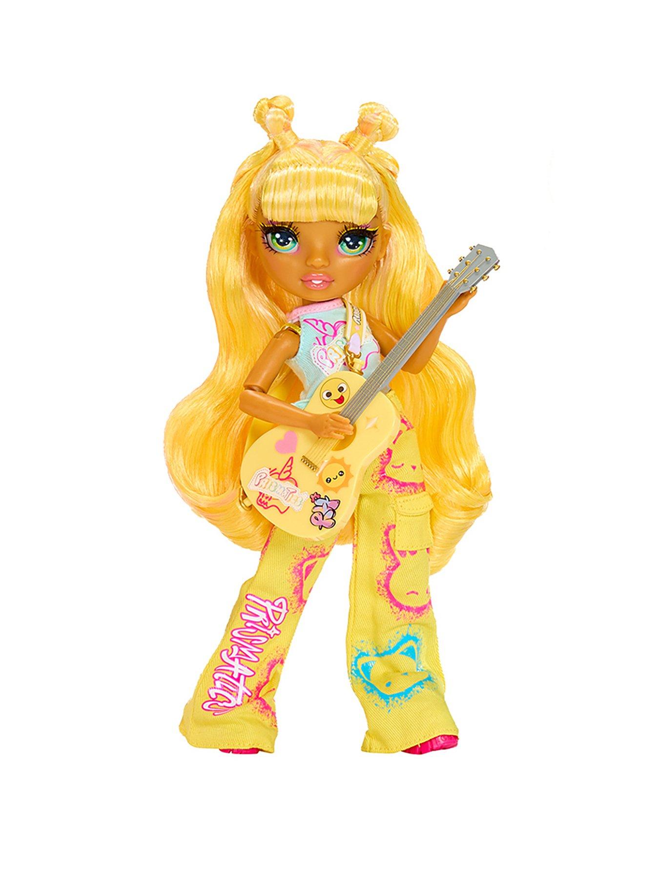 undefined Jr High Fashion-Sunny