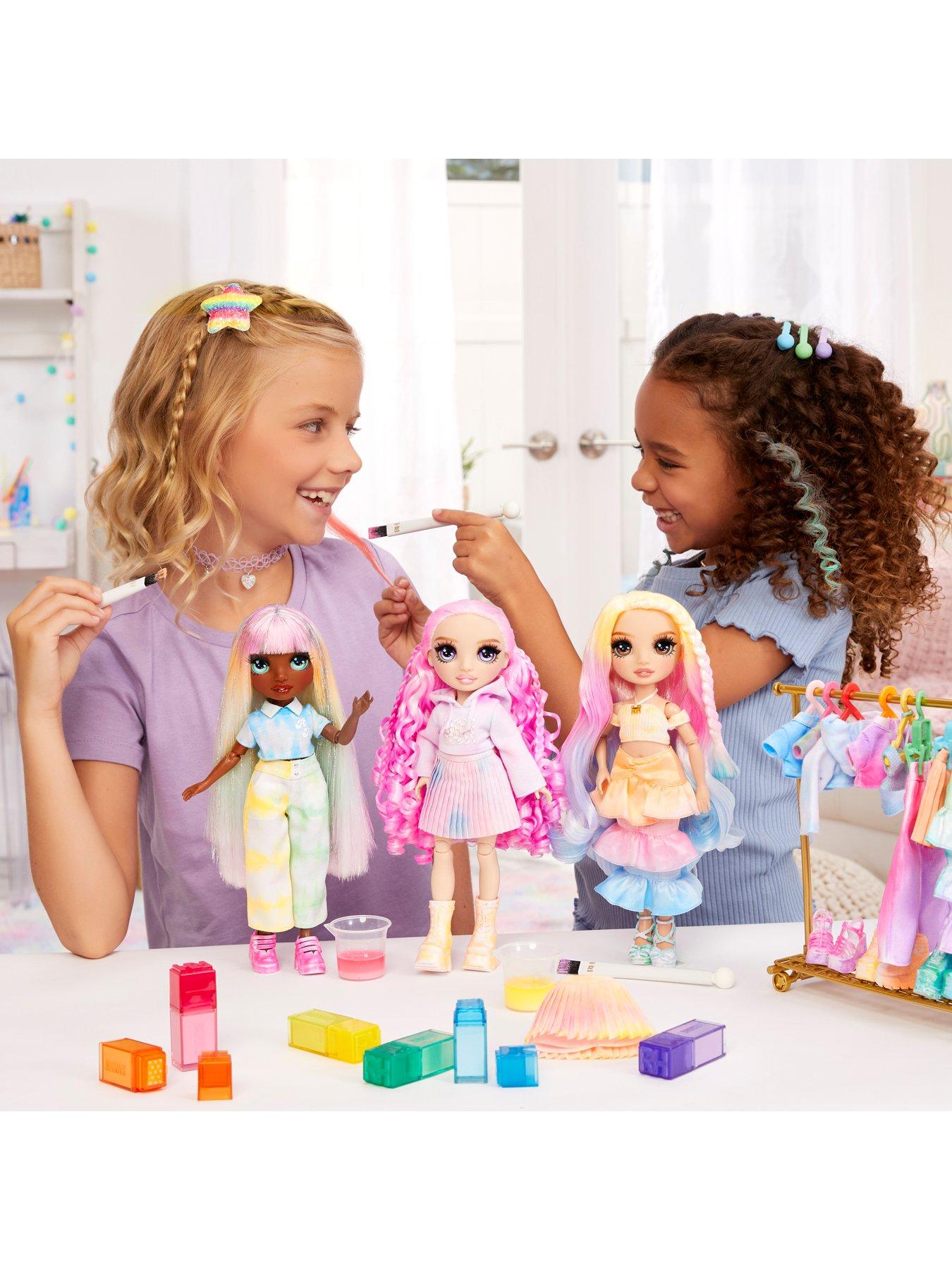 Image 2 of 8 of Rainbow High Yummiland x Holiday Lip Gloss Dolls