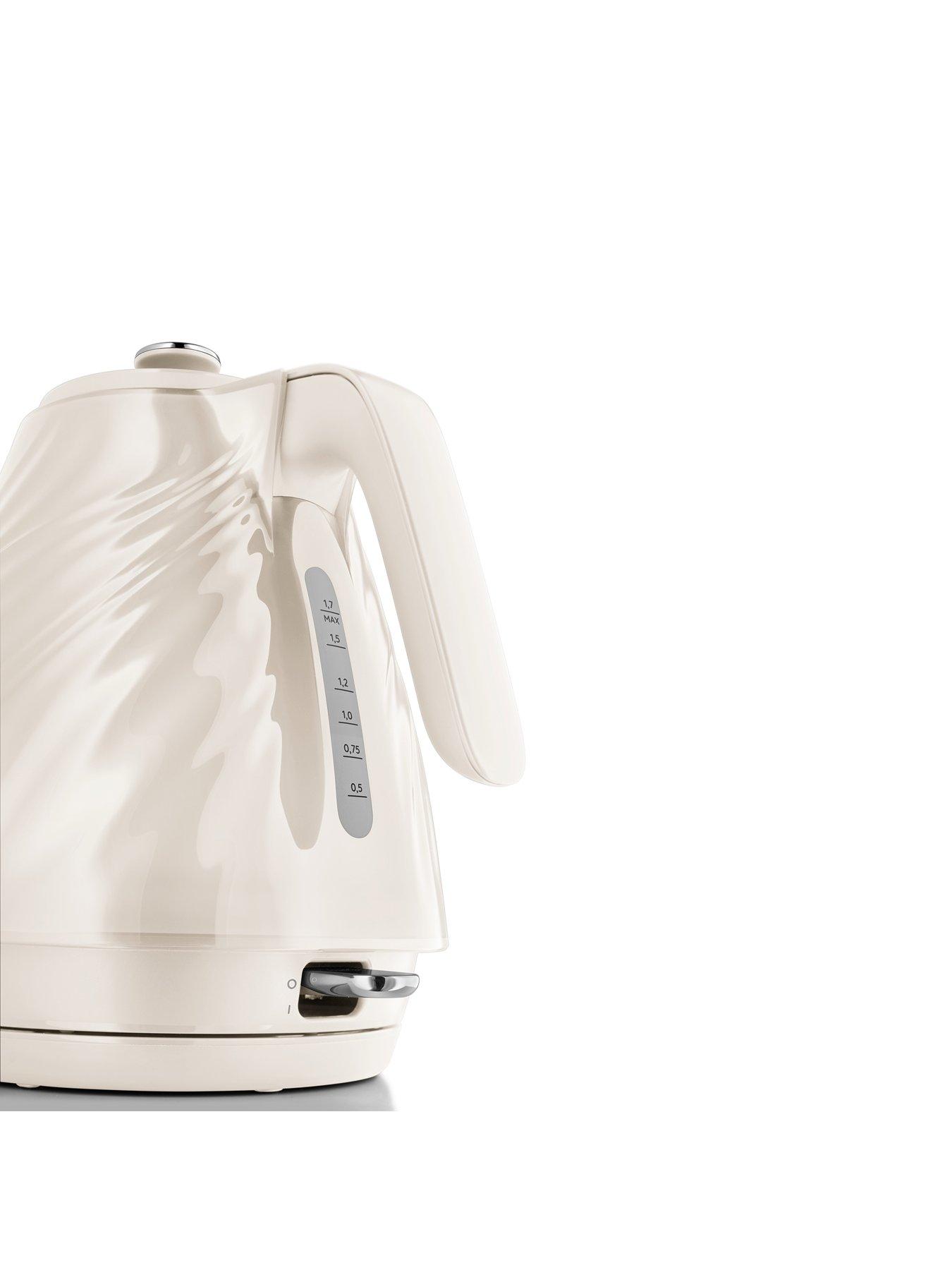  image of delonghi-ballerina-seta-kettle-cream