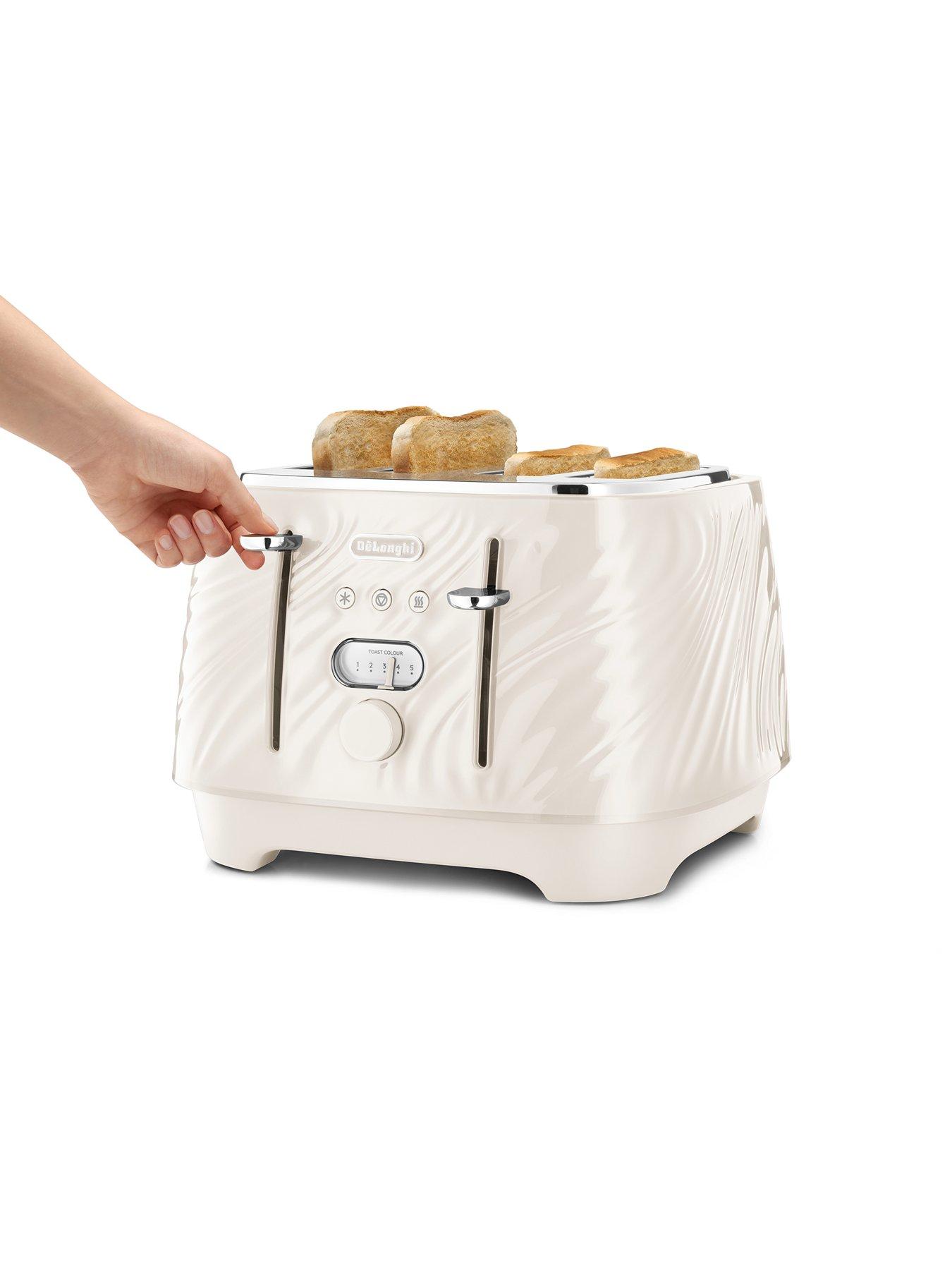 Image 3 of 8 of DeLonghi Ballerina Seta Toaster - Cream
